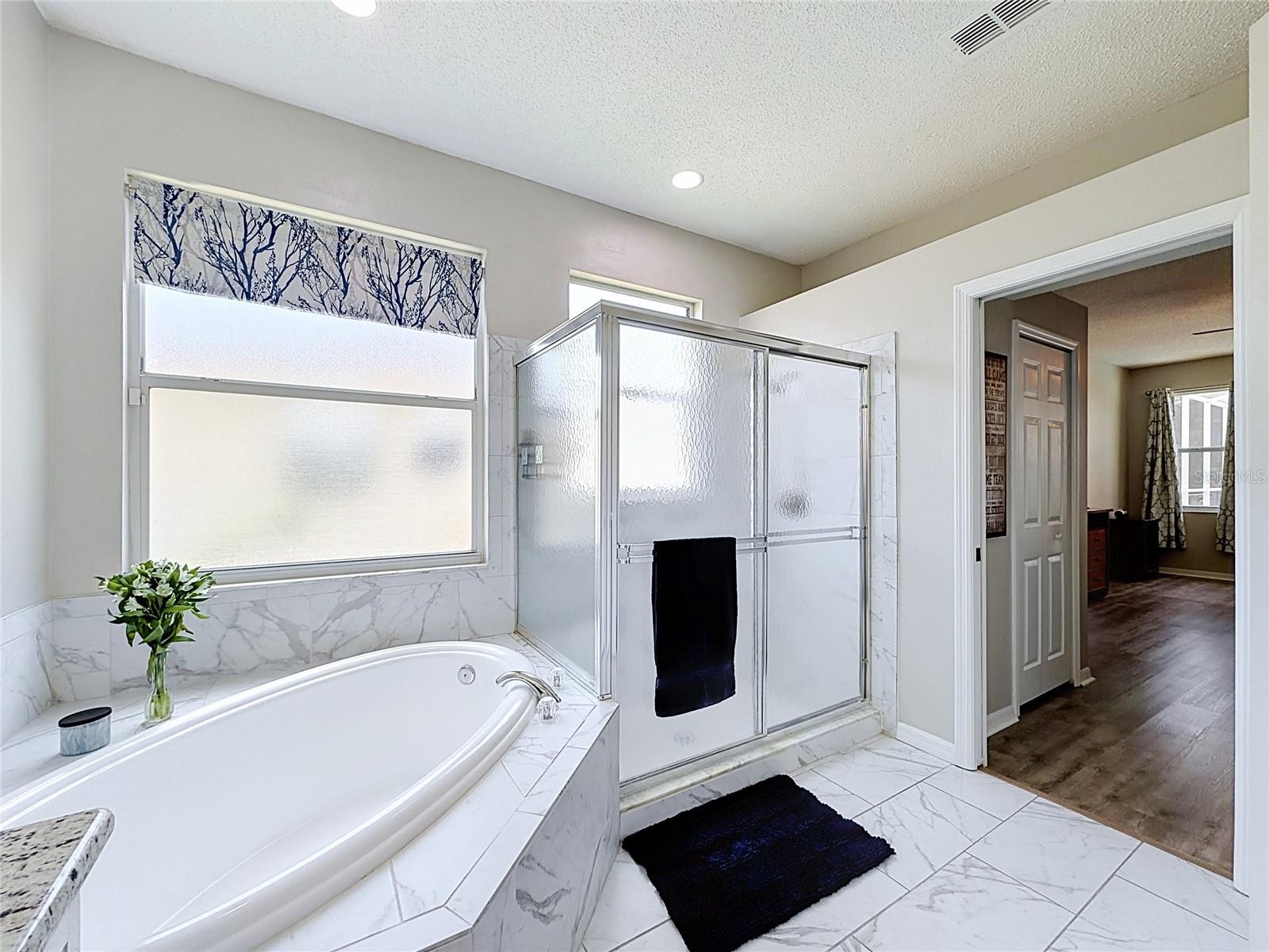 SOUTHERN OAKS - Residential