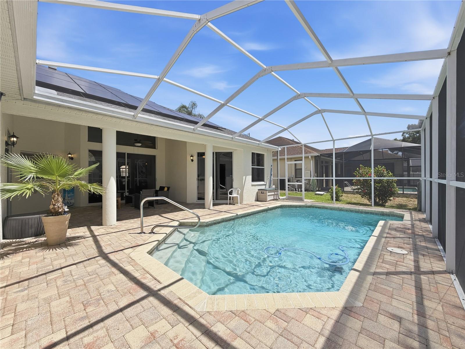 SOUTHERN OAKS - Residential