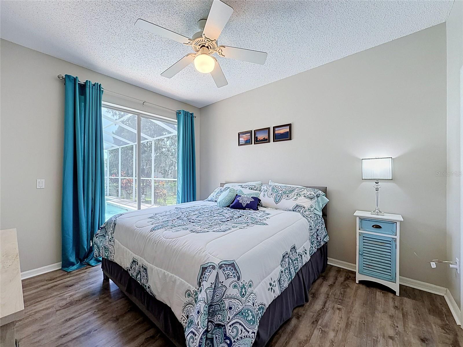 SOUTHERN OAKS - Residential