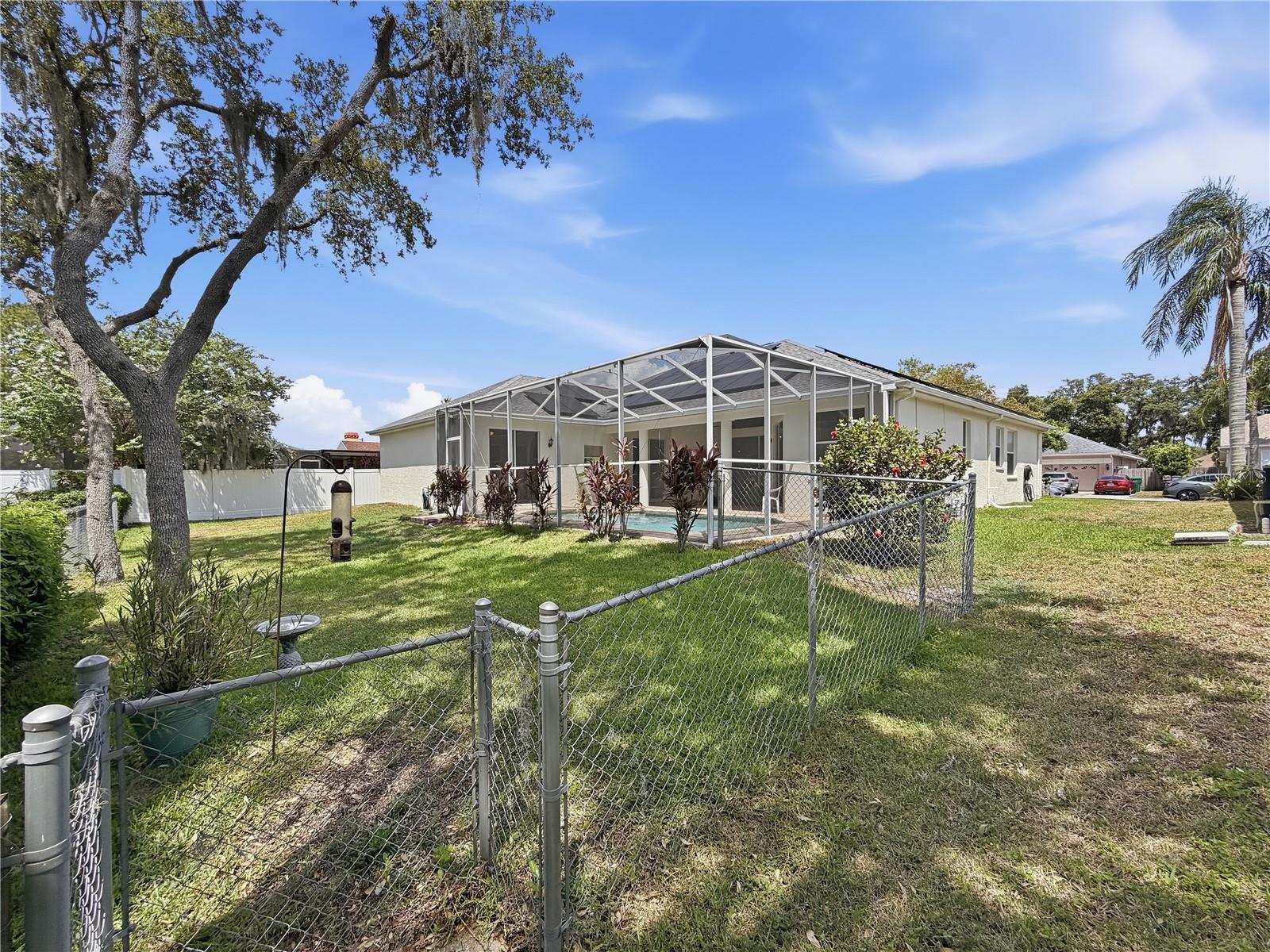 SOUTHERN OAKS - Residential