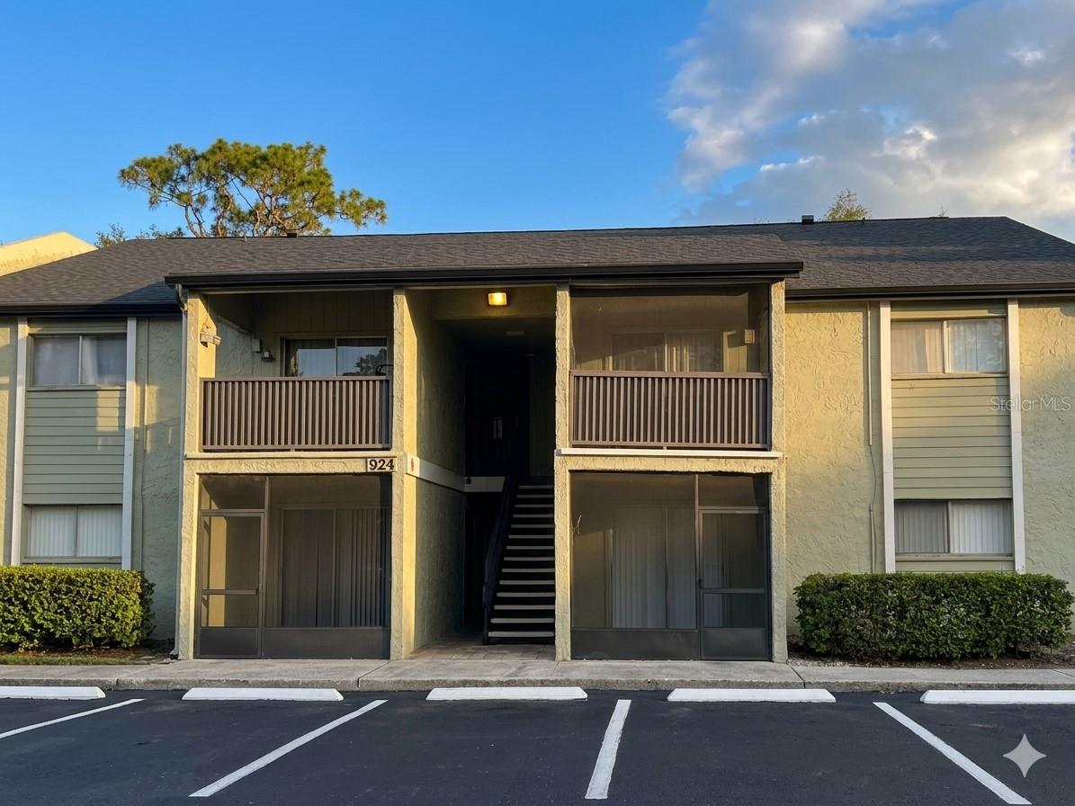 Welcome to easy living in the heart of Altamonte Springs! This beautifully updated 2-bedroom, 1-bath condo is perfect as a primary residence, seasonal retreat, or investment opportunity. Inside, you'll find a renovated kitchen, updated bathroom, and stylish flooring throughout. The kitchen opens seamlessly to the dining area, while sliding glass doors from the living room lead to a covered patio—ideal for enjoying your morning coffee or unwinding after a long day.

Residents enjoy access to community amenities, including a pool and tennis courts just steps from the unit. Nestled along the shores of Lake Destiny, this prime location offers quick access to I-4 and is just minutes from Cranes Roost Park, Altamonte Mall, Lake Lotus Park, dining, shopping, hospitals, and everyday conveniences. Plus, enjoy an easy commute to Downtown Orlando and Uptown Altamonte.

Move-in ready and centrally located—don't miss this opportunity!