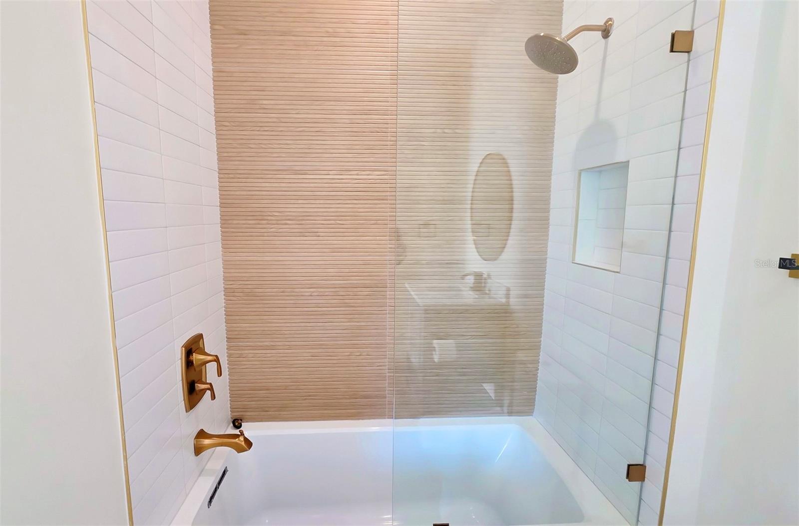 BOULEVARD ADD TO SARASOTA - Residential