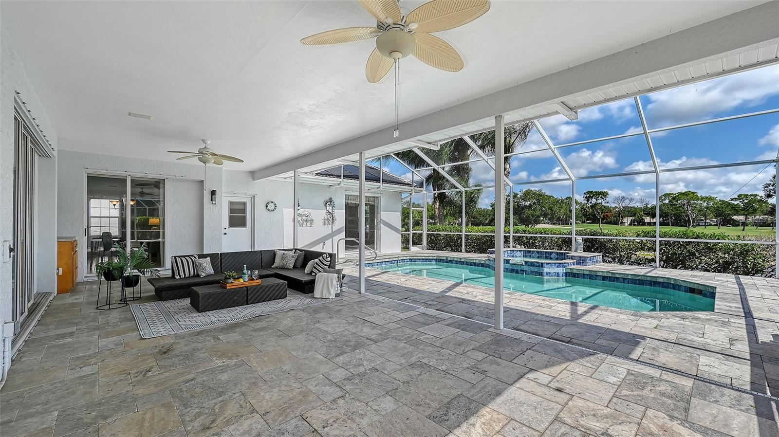 DEVONSHIRE PLACE - Residential