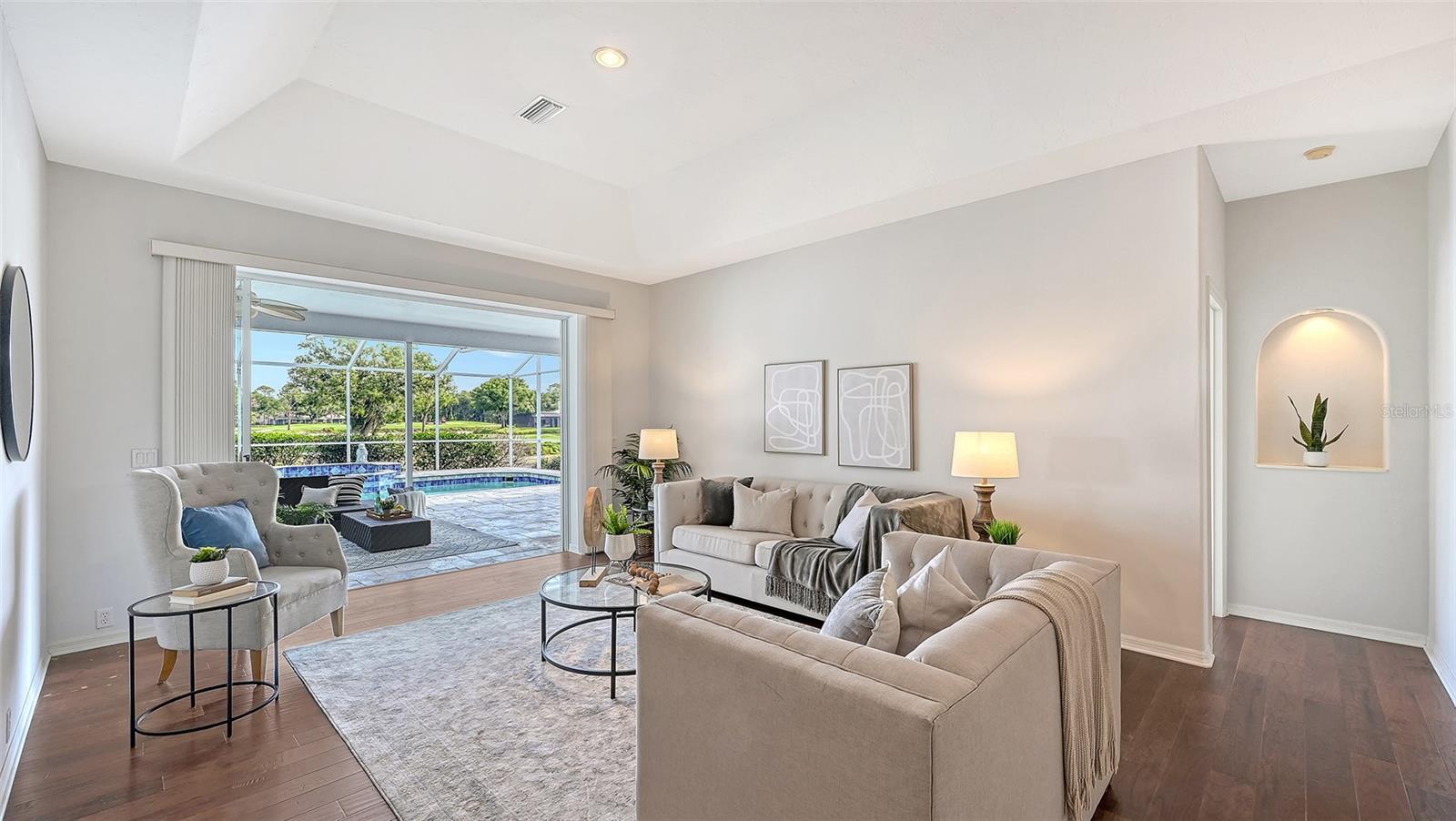 DEVONSHIRE PLACE - Residential