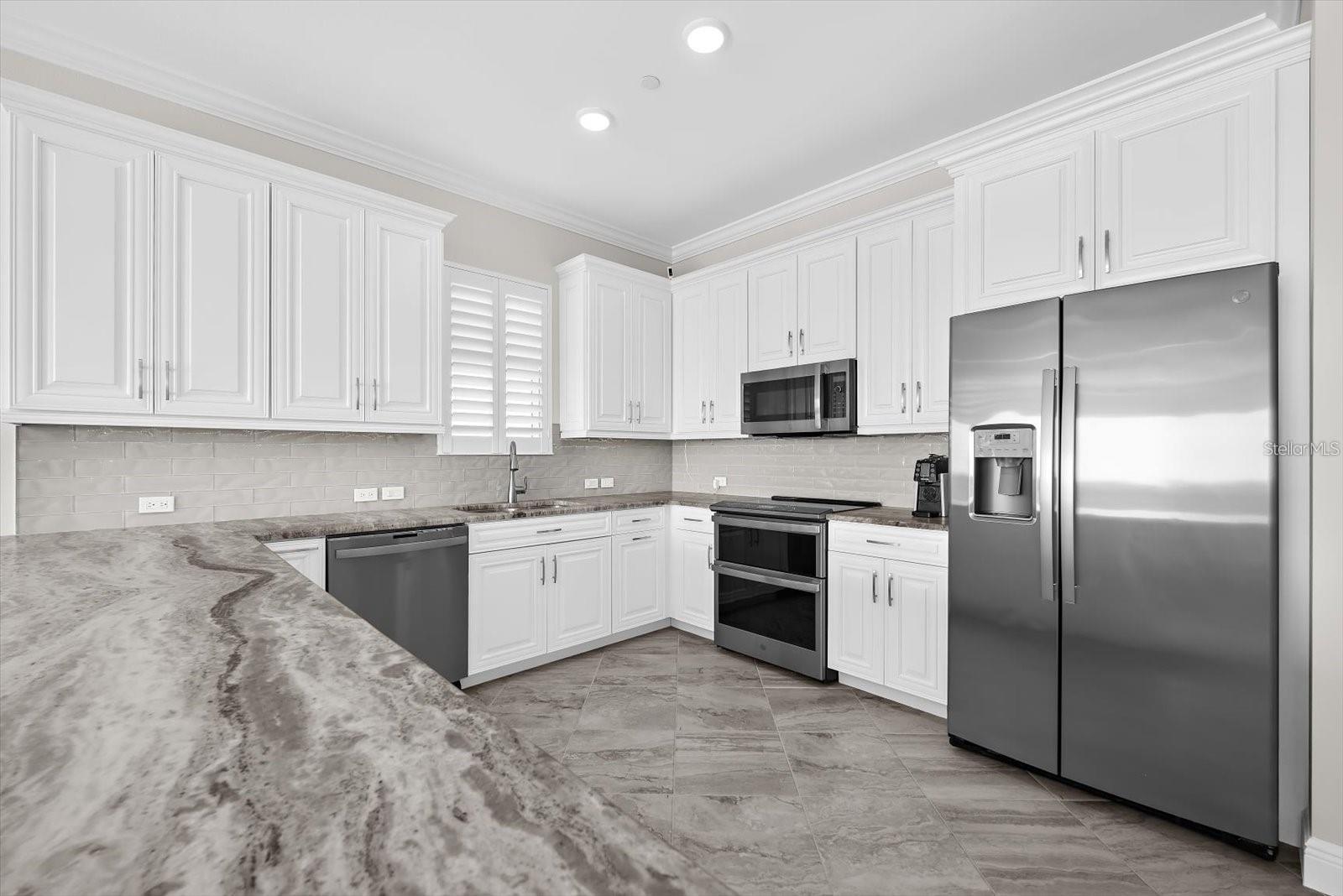 PORTO VISTA A CONDOMINIUM - Residential Lease