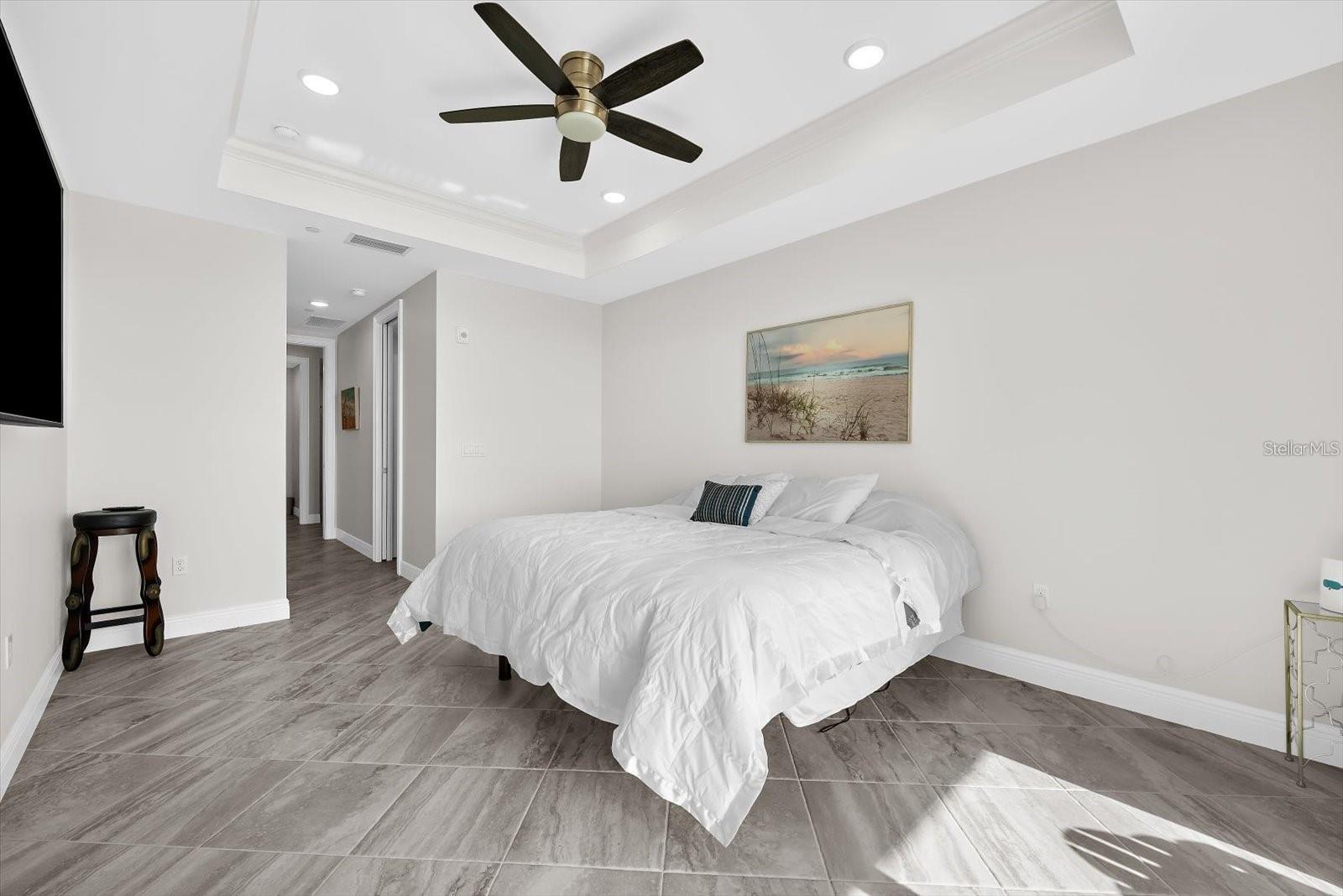 PORTO VISTA A CONDOMINIUM - Residential Lease