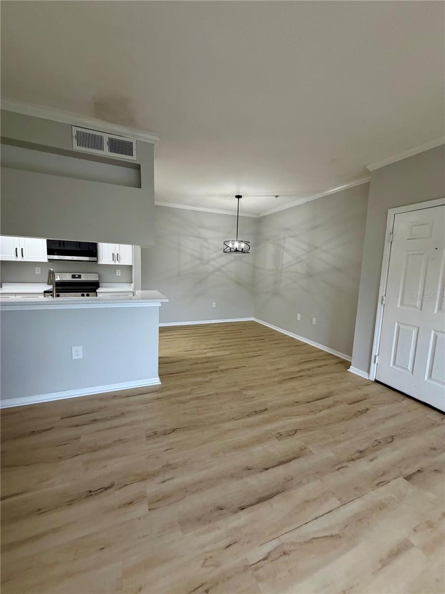 THE PINNACLE AT CARROLLWOOD A - Residential
