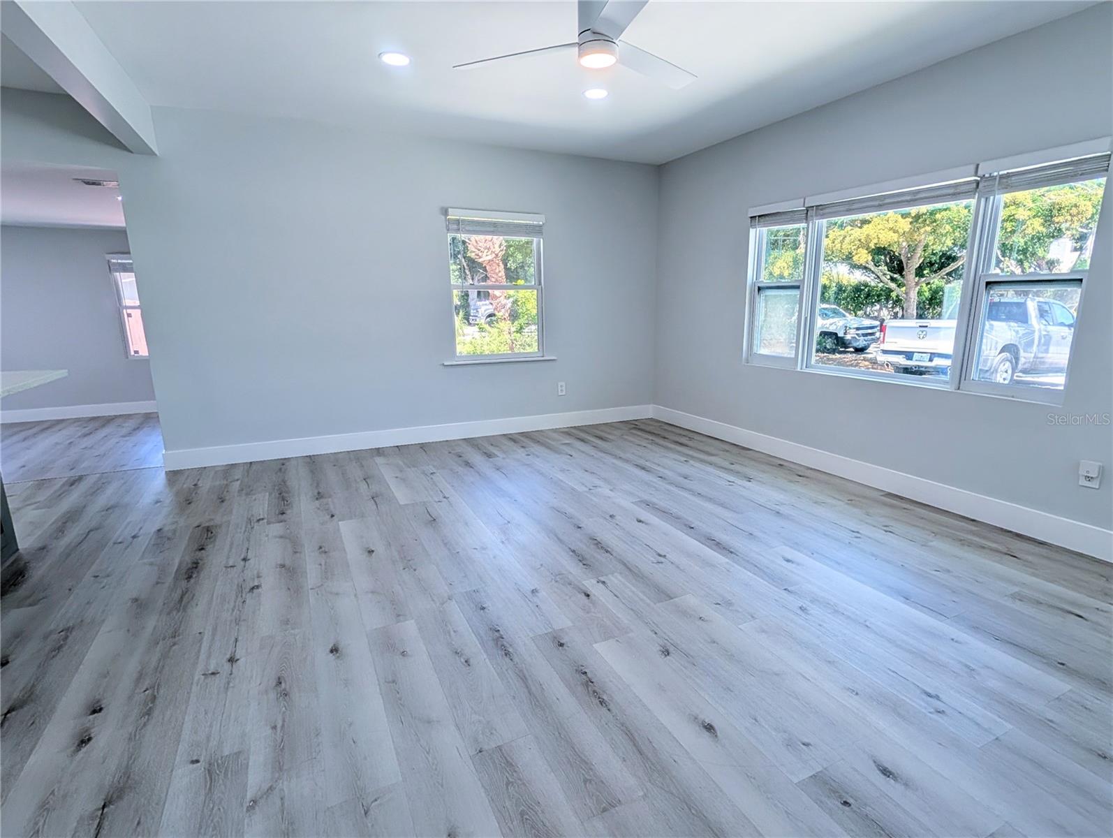 GROVE LAWN REP - Residential Lease
