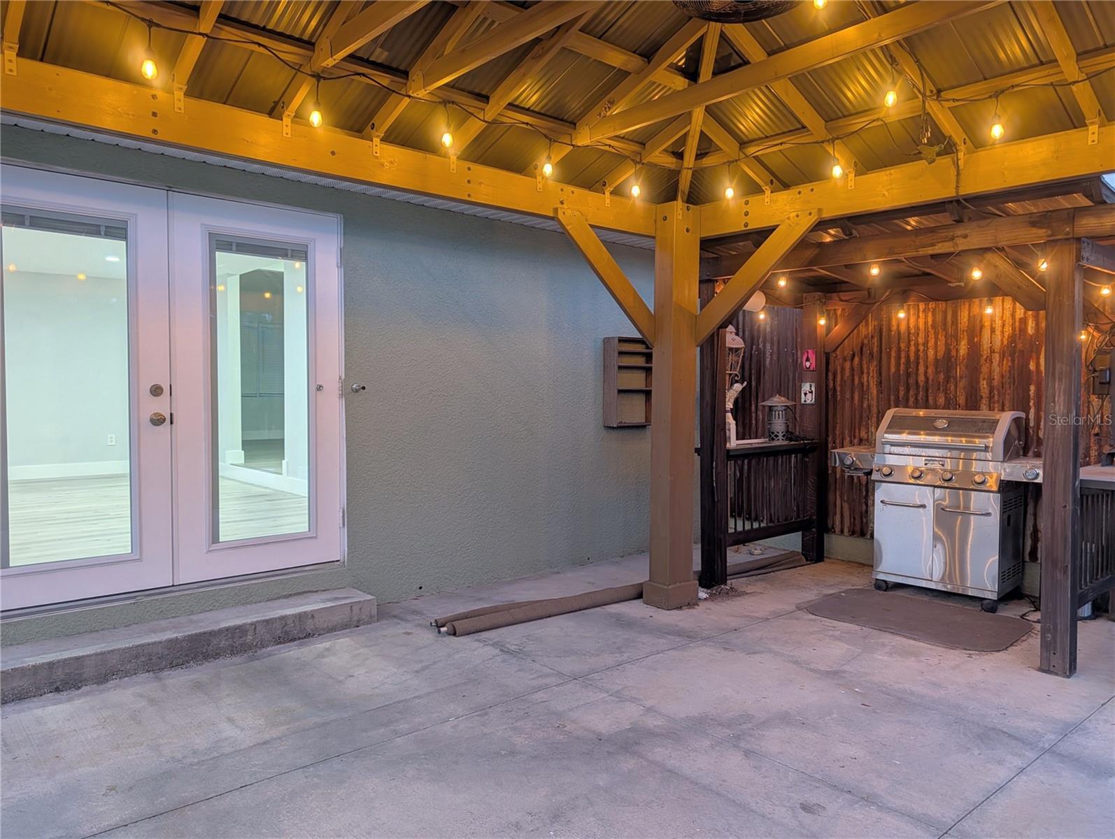 GROVE LAWN REP - Residential Lease
