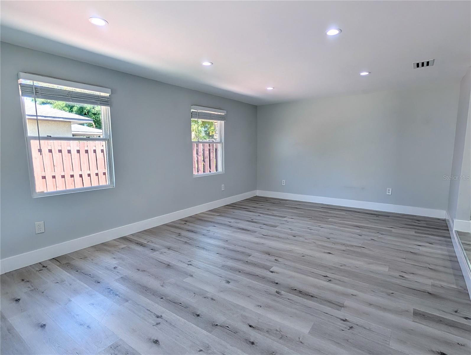 GROVE LAWN REP - Residential Lease