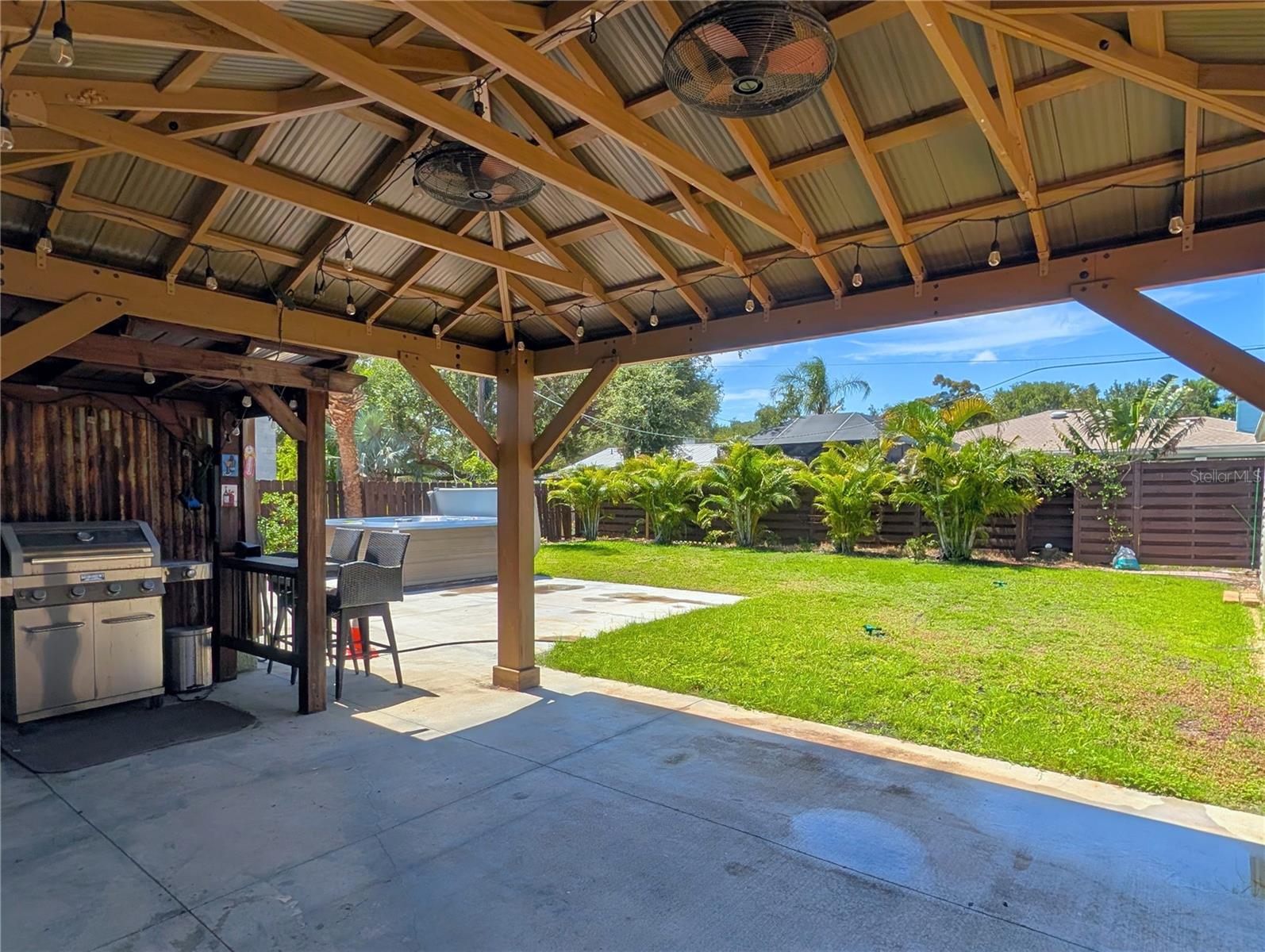 GROVE LAWN REP - Residential Lease