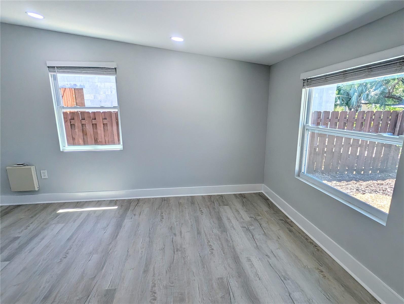 GROVE LAWN REP - Residential Lease