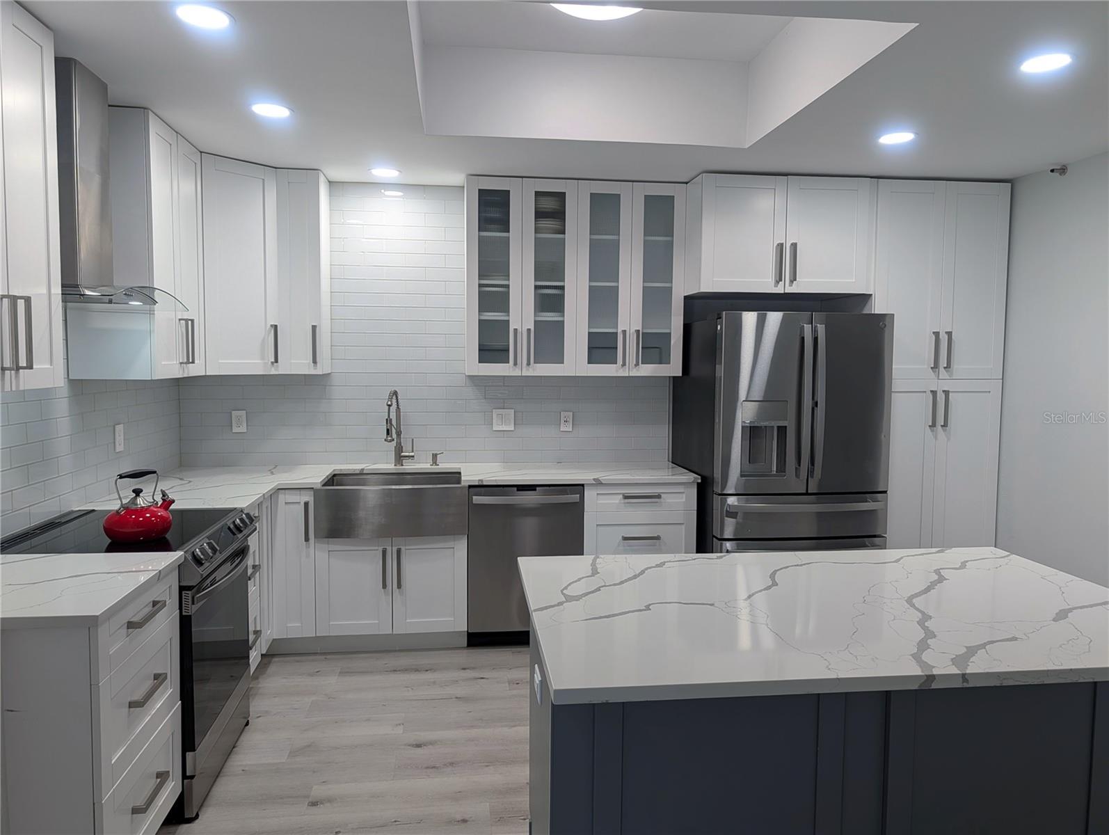 GROVE LAWN REP - Residential Lease