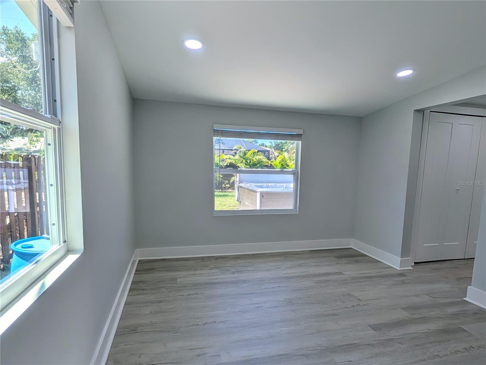 GROVE LAWN REP - Residential Lease