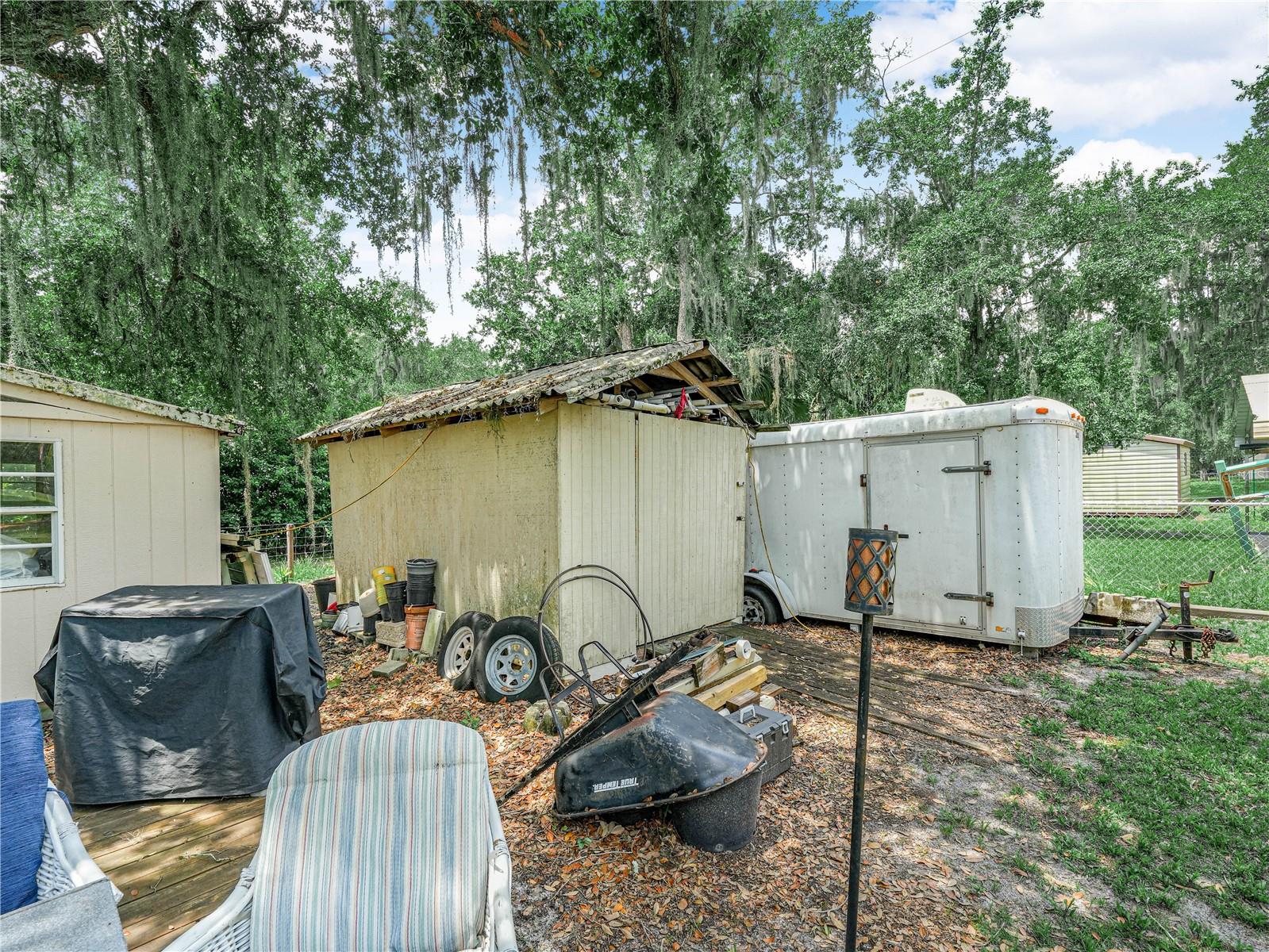 LAKE MARIAN OAKS - Residential