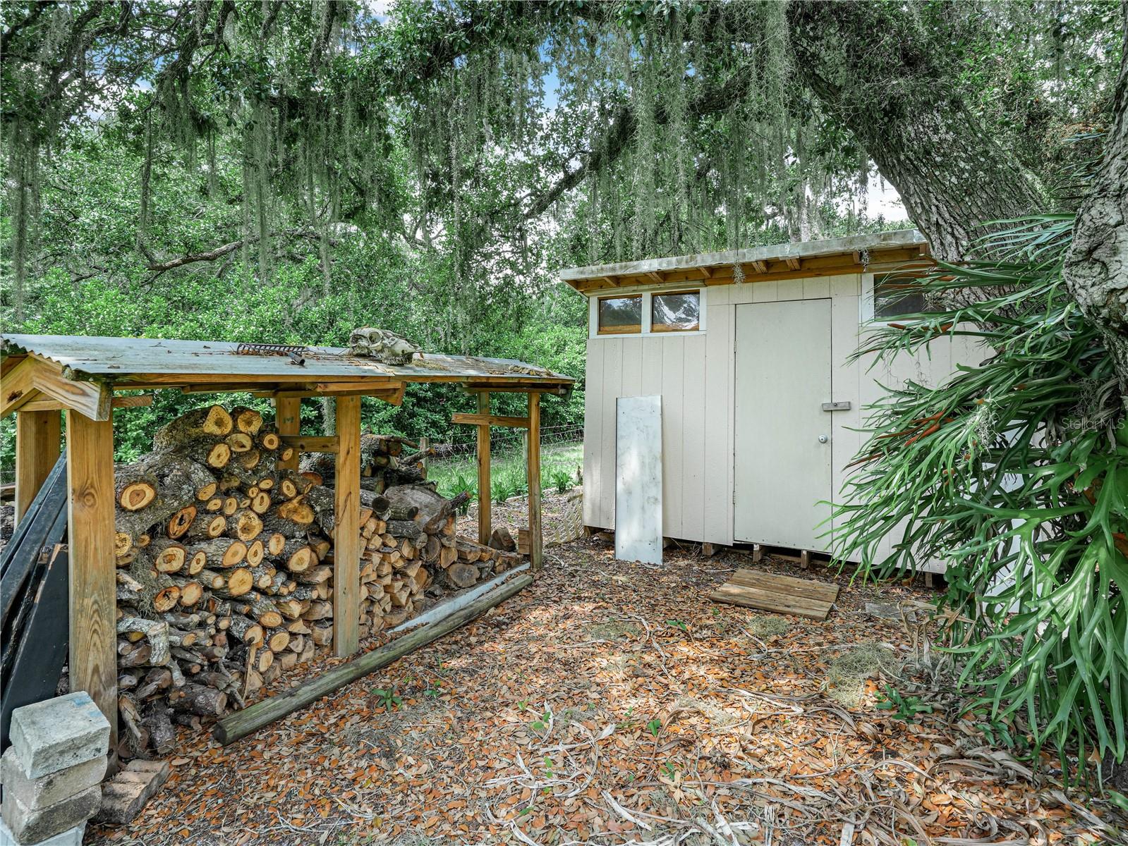 LAKE MARIAN OAKS - Residential
