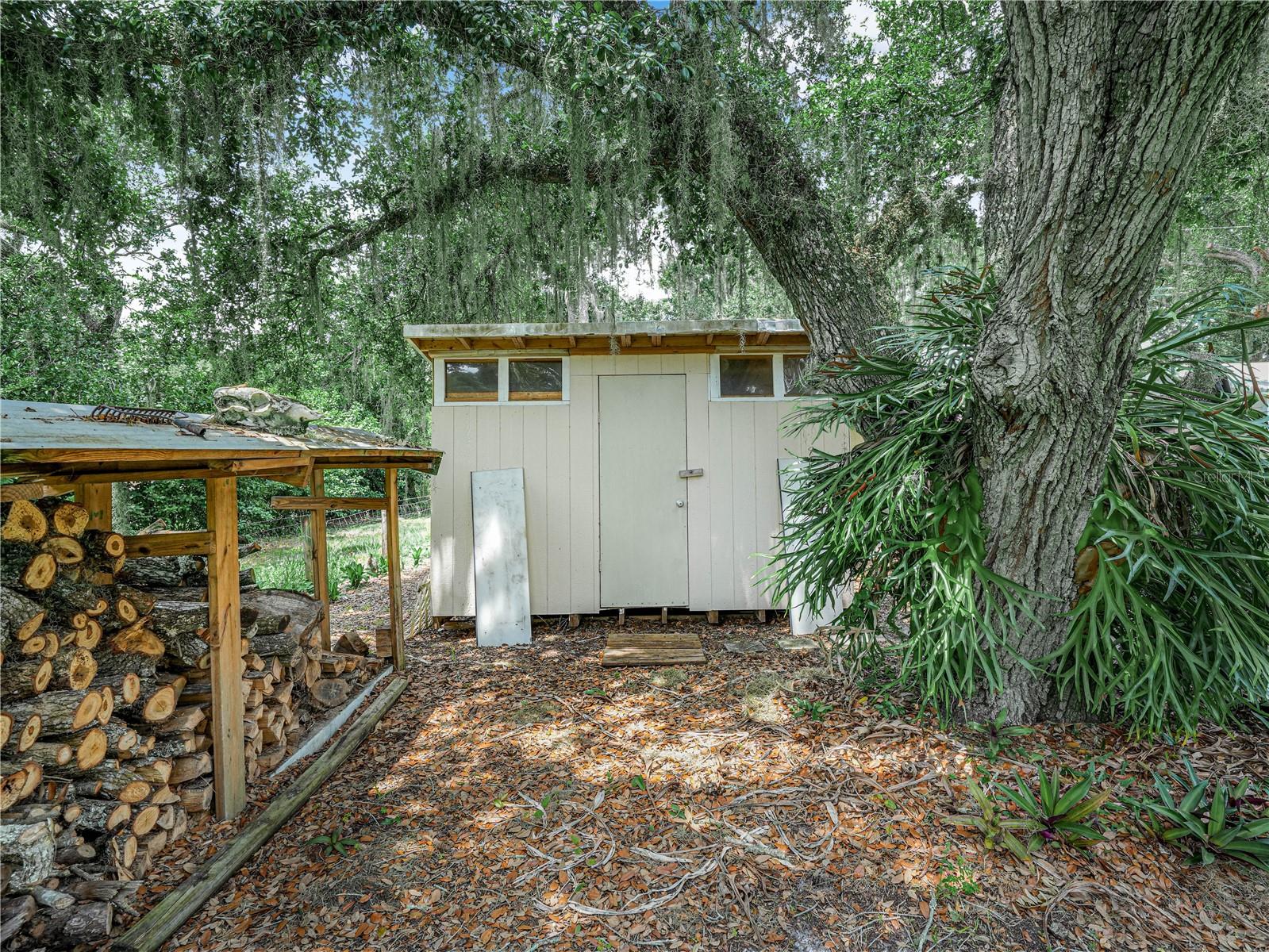 LAKE MARIAN OAKS - Residential