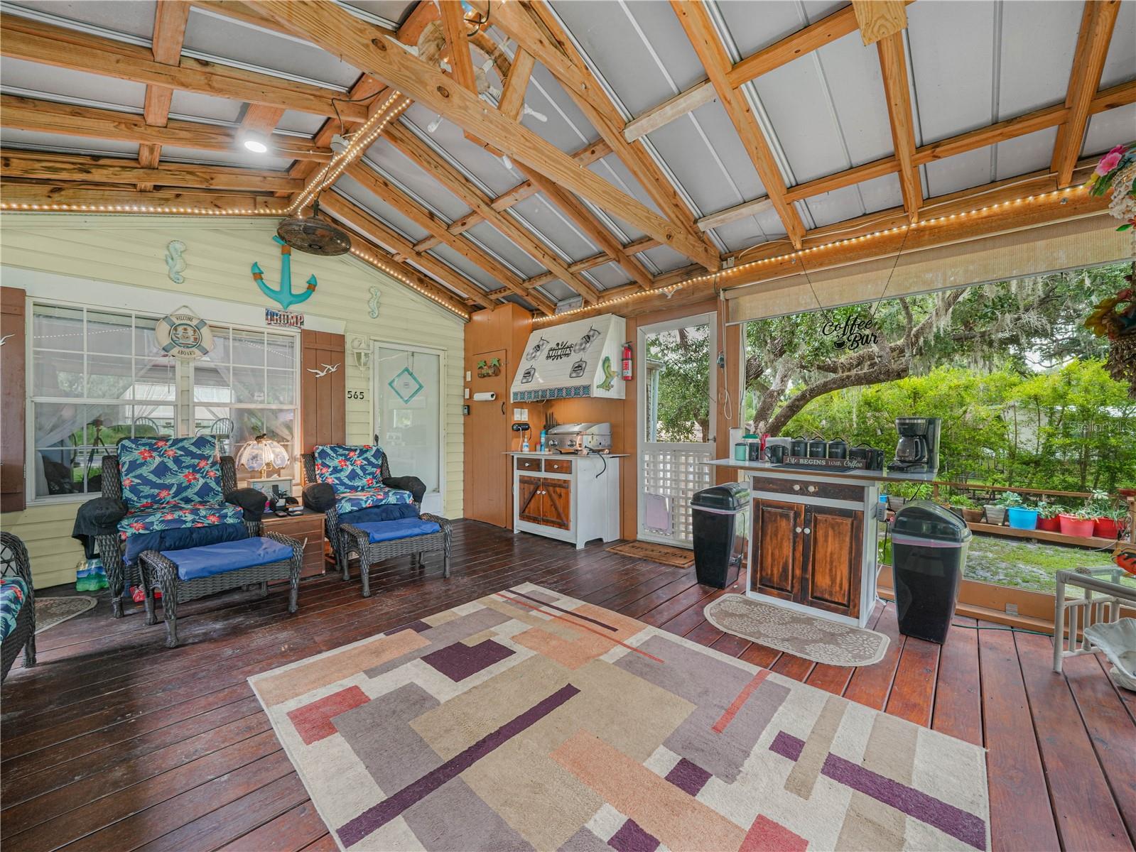 LAKE MARIAN OAKS - Residential