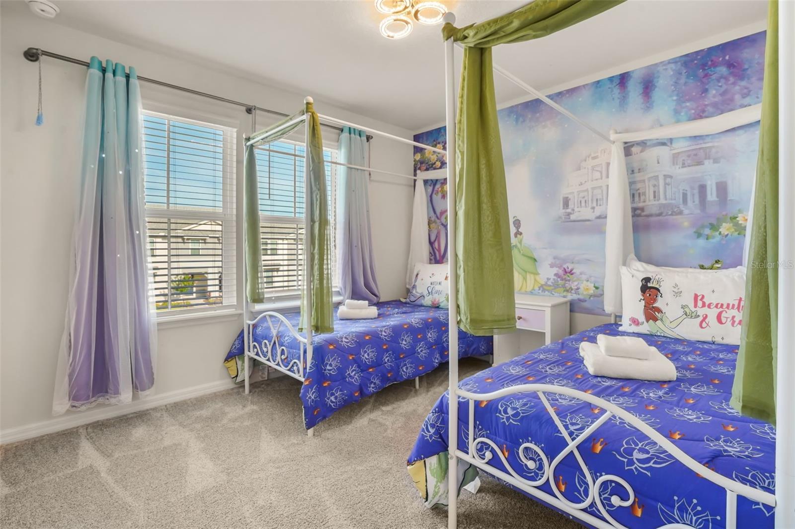 WINDSOR CAY - Residential