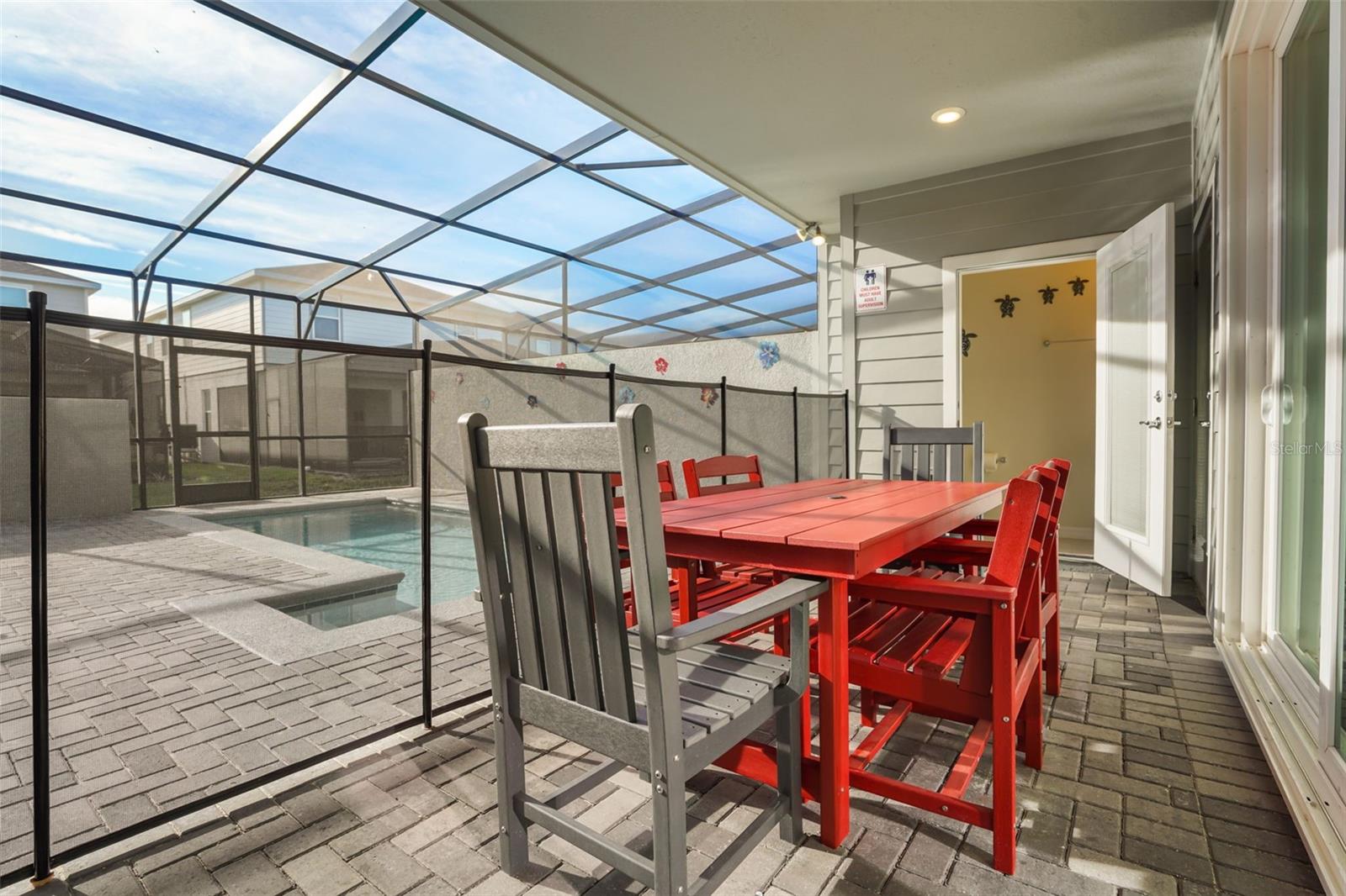 WINDSOR CAY - Residential