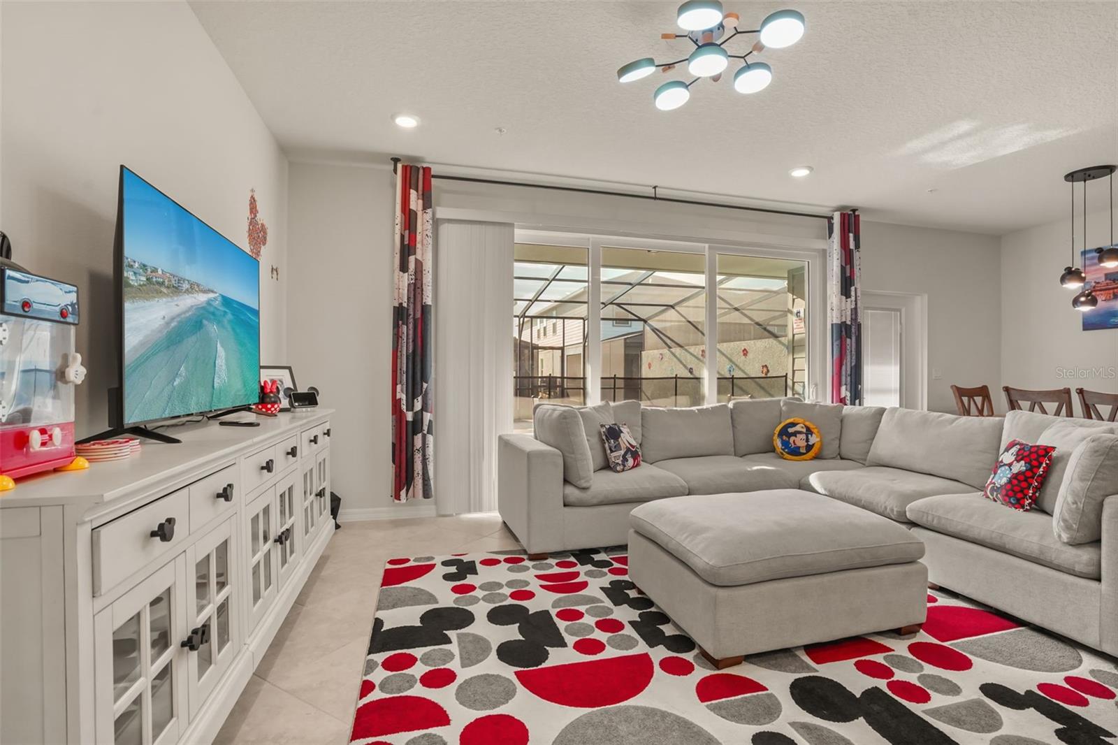 WINDSOR CAY - Residential
