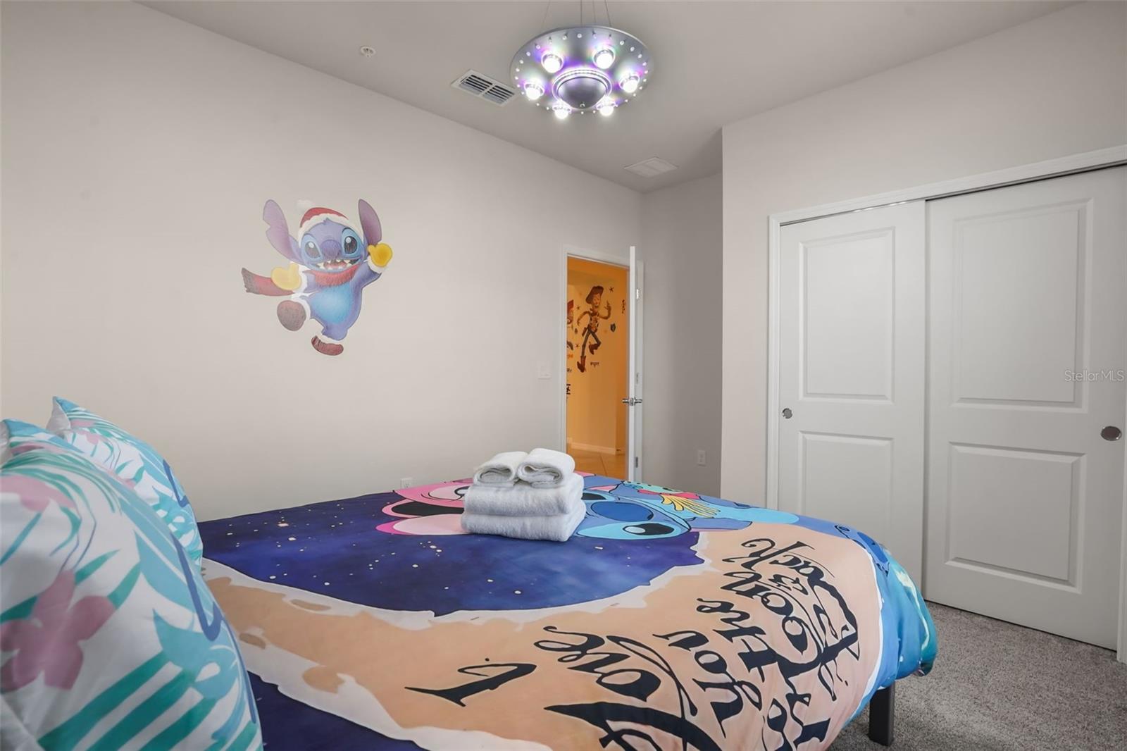 WINDSOR CAY - Residential