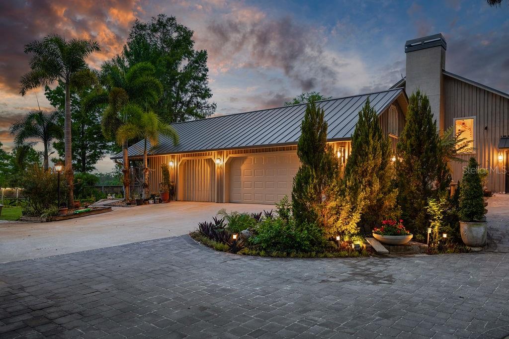 LAKE MARY JANE SHORES - Residential