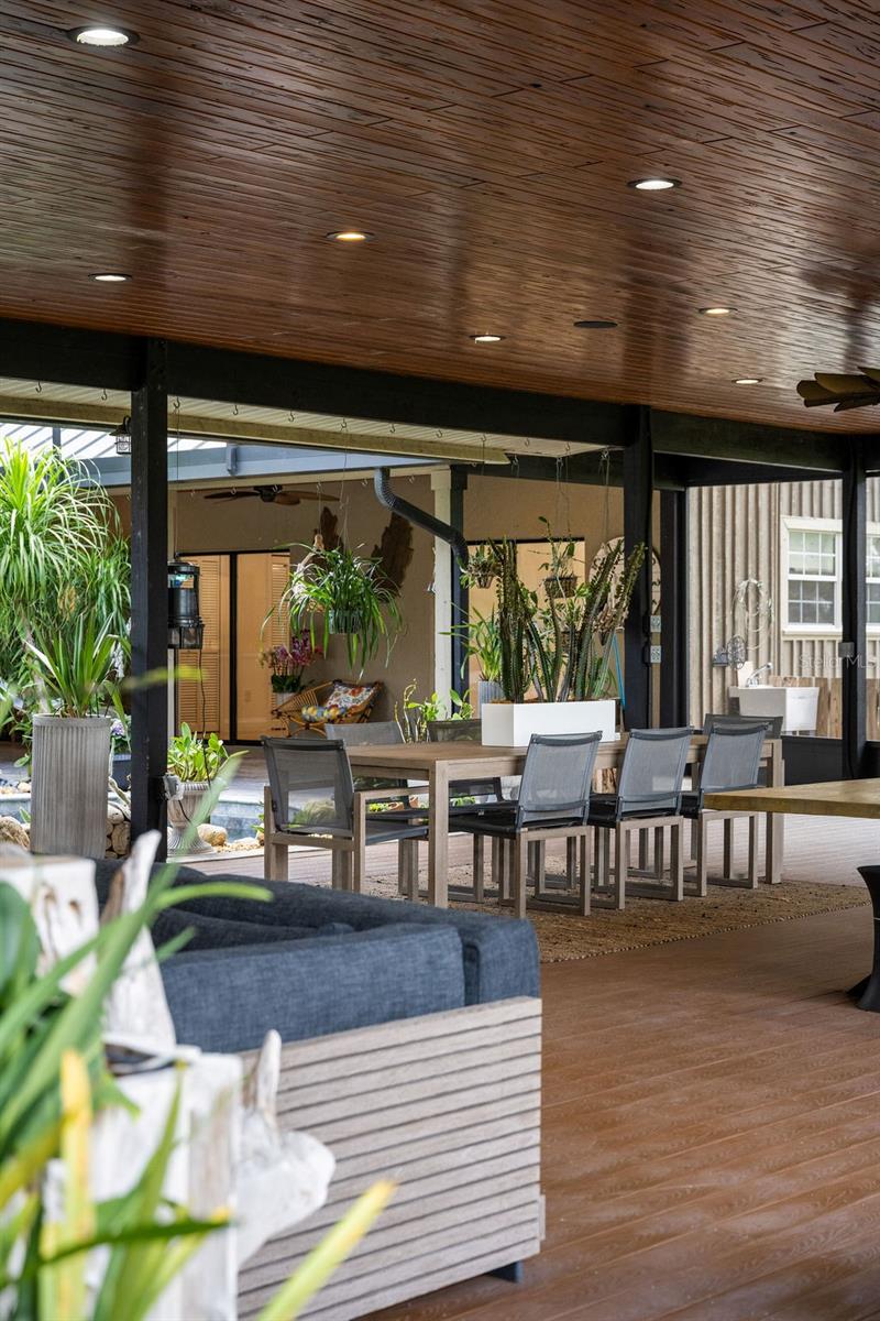 LAKE MARY JANE SHORES - Residential