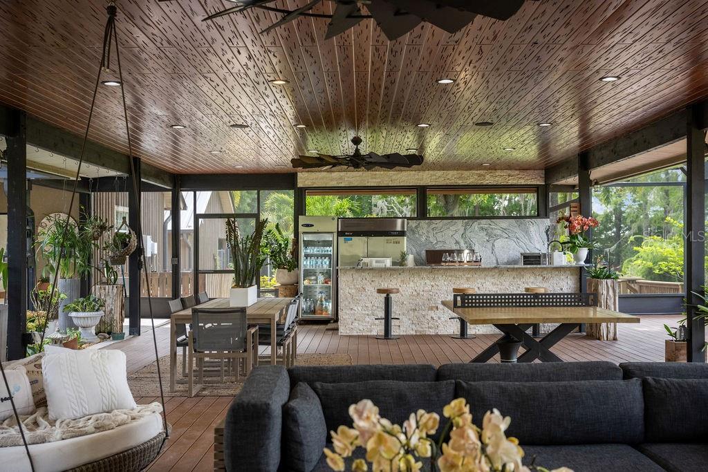 LAKE MARY JANE SHORES - Residential