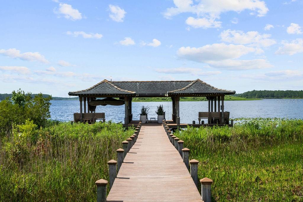 LAKE MARY JANE SHORES - Residential