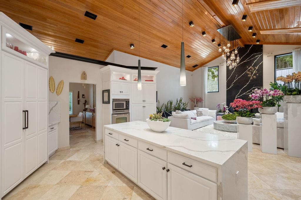 LAKE MARY JANE SHORES - Residential