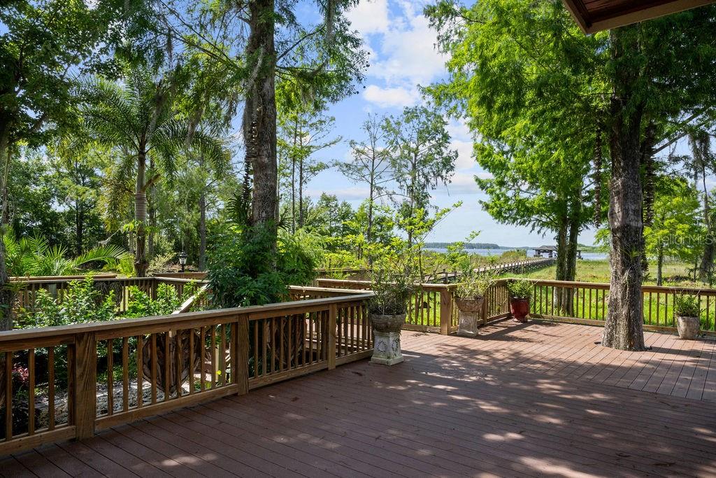 LAKE MARY JANE SHORES - Residential