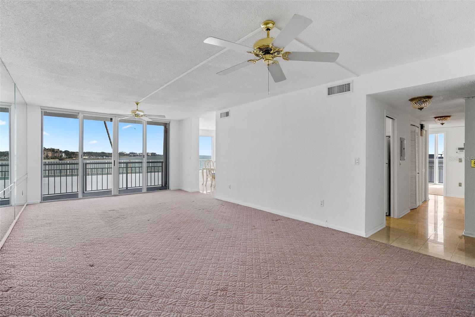 PIERCE 100 CONDO - Residential
