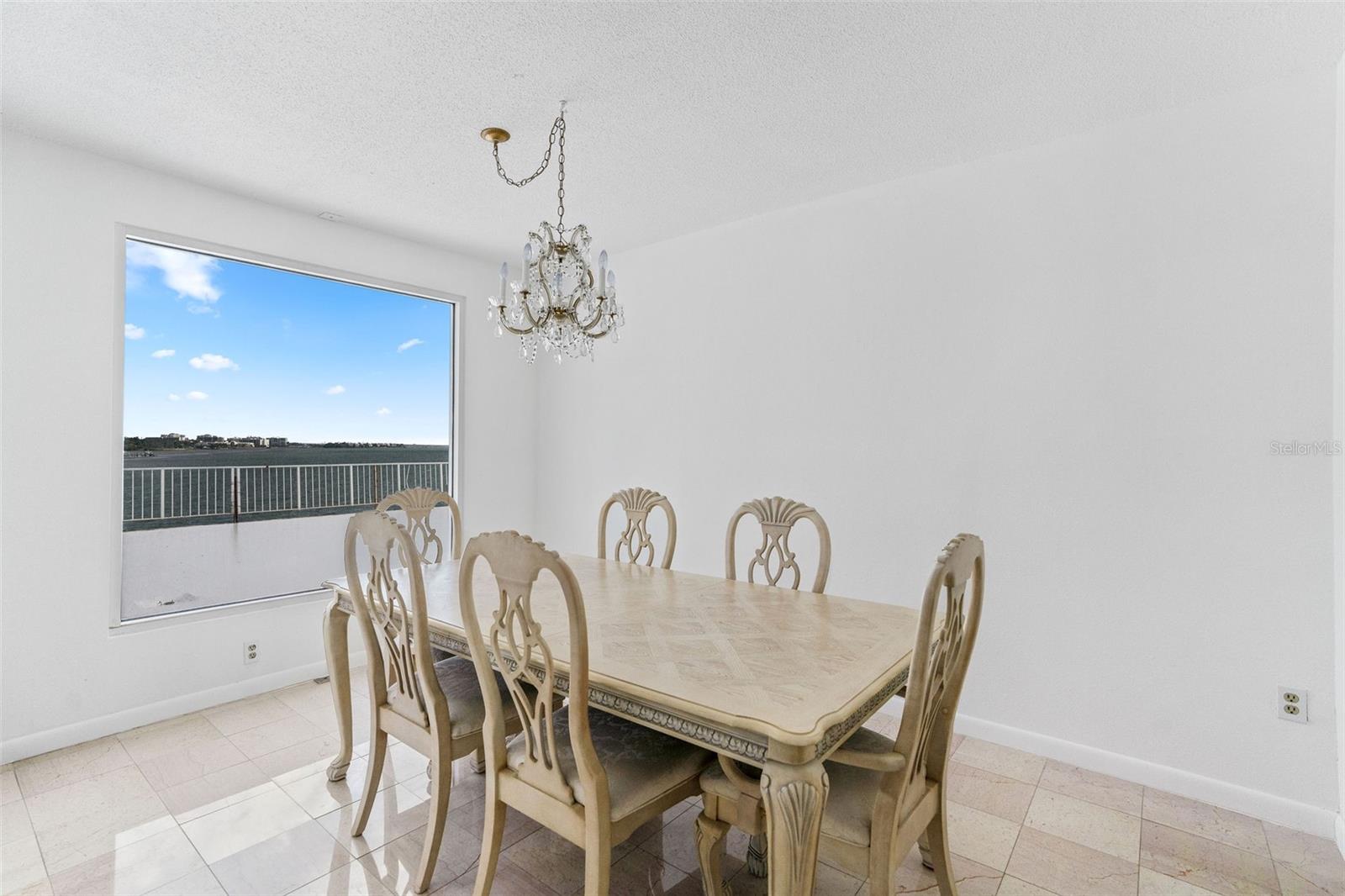 PIERCE 100 CONDO - Residential
