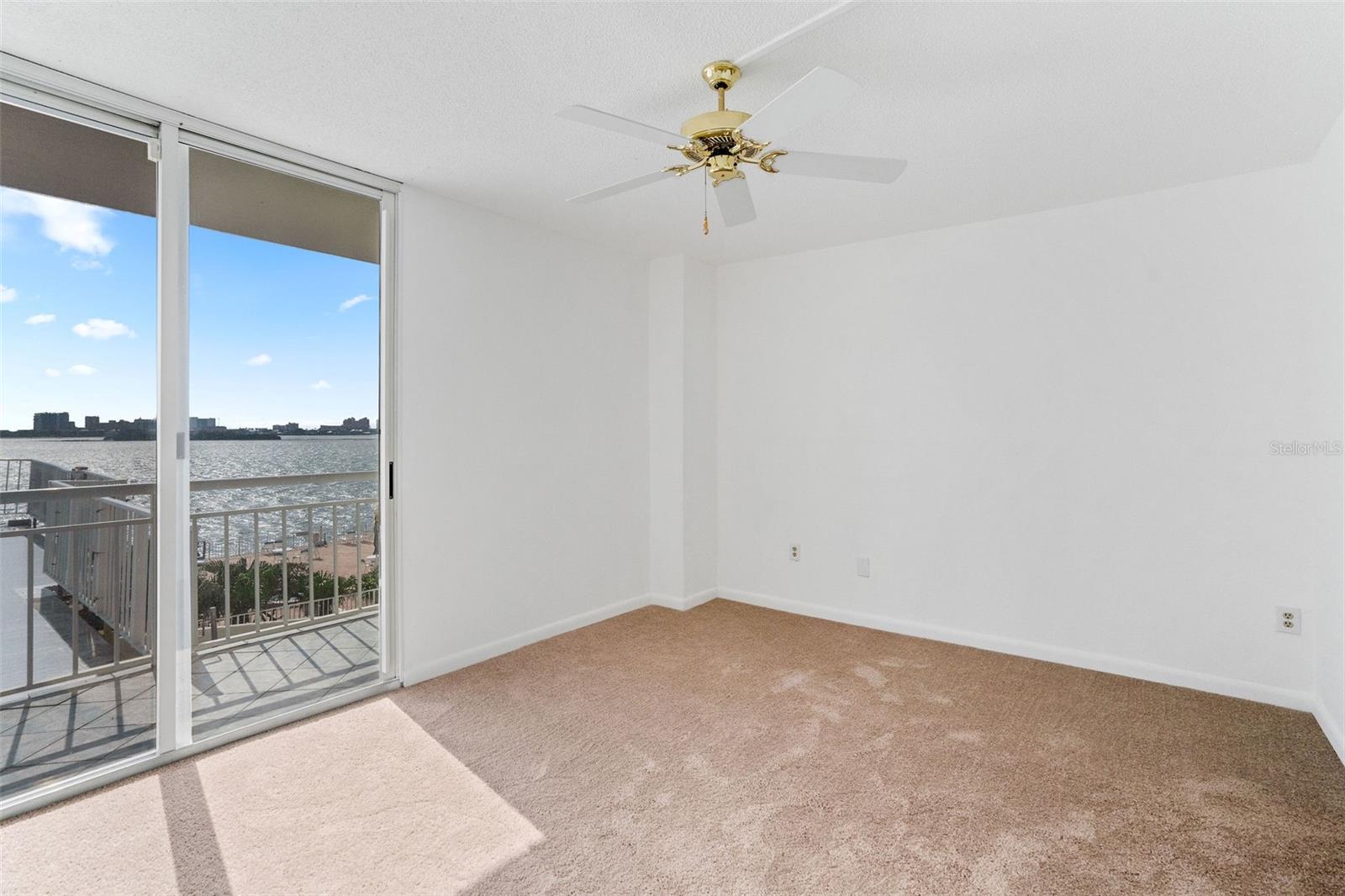 PIERCE 100 CONDO - Residential
