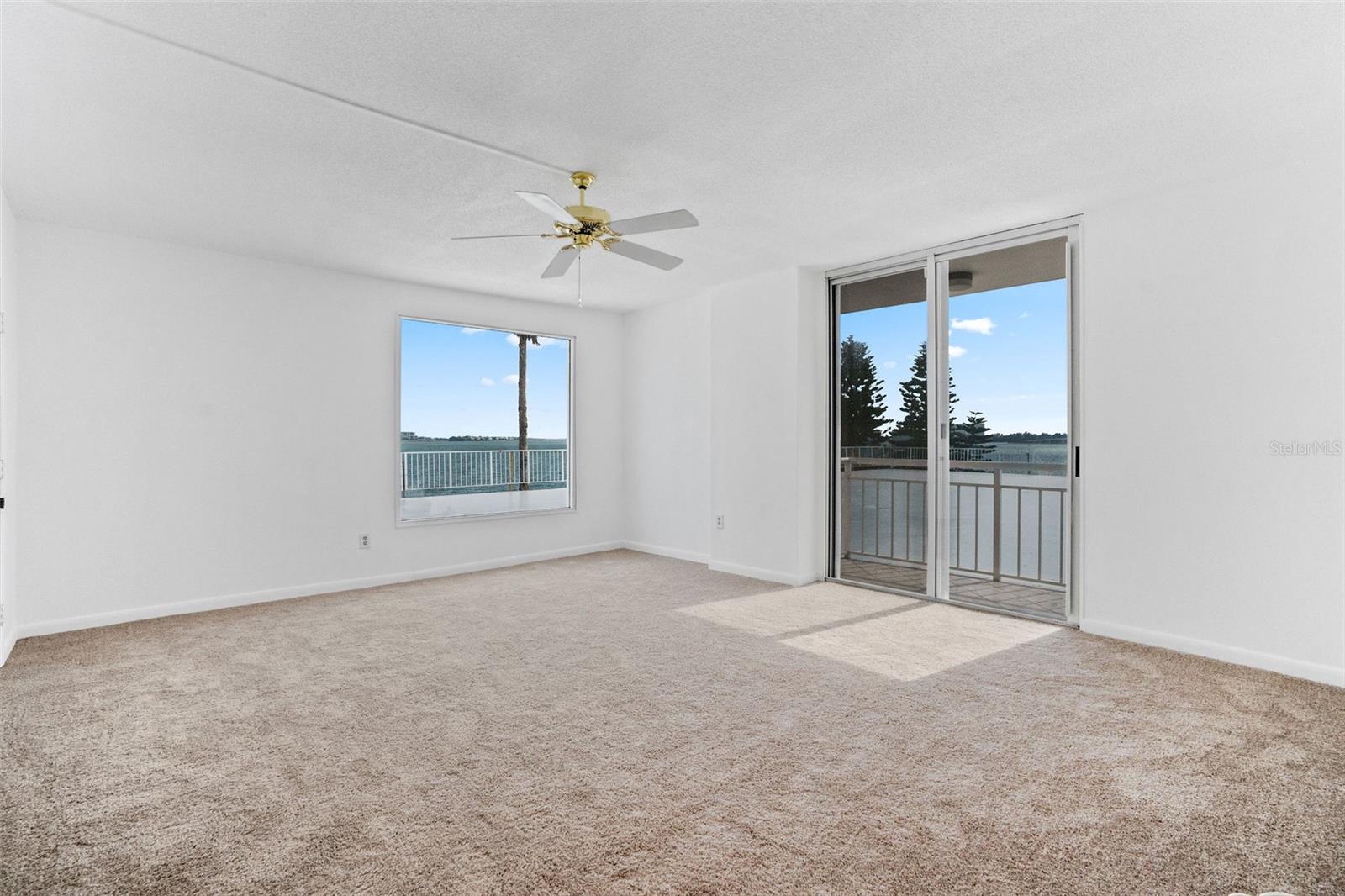 PIERCE 100 CONDO - Residential
