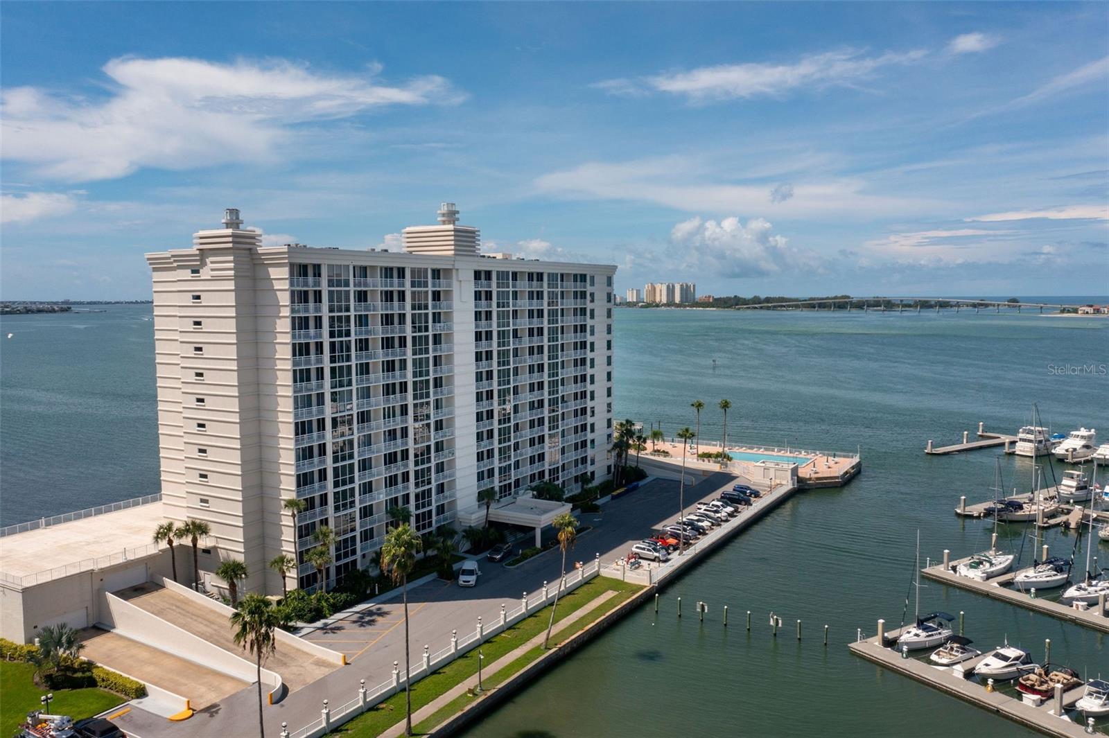 PIERCE 100 CONDO - Residential
