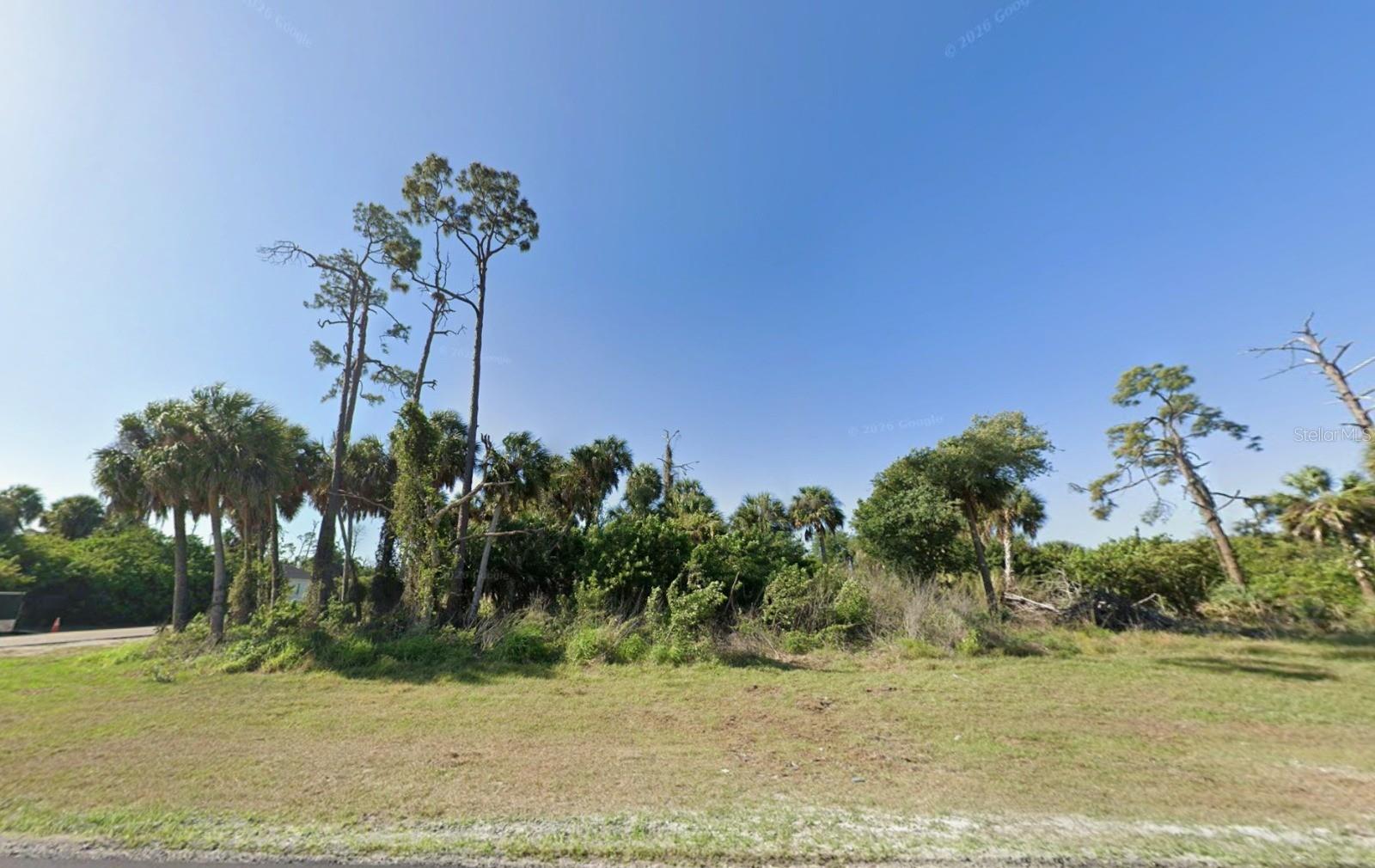 PORT CHARLOTTE SEC 030 - Land
