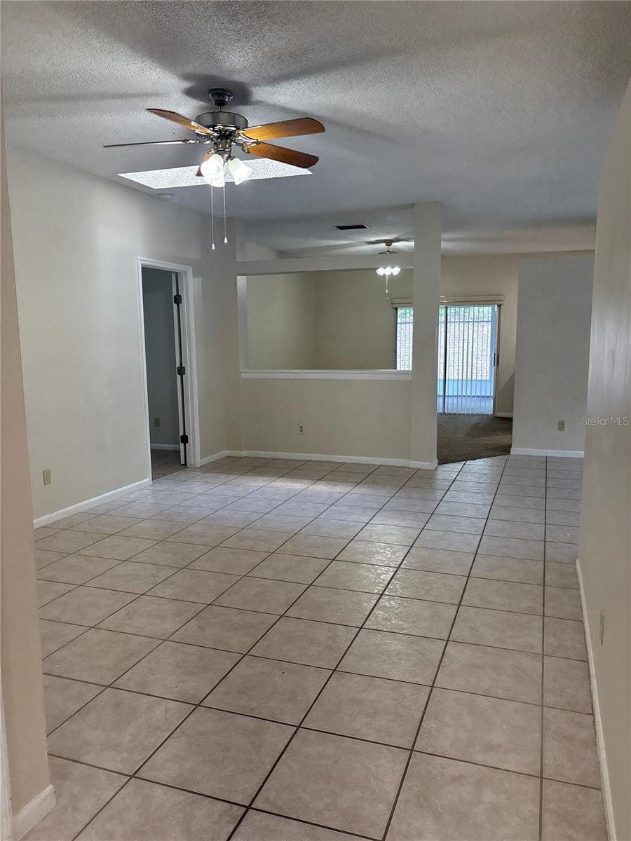 HUNTERS CREEK TR 140 PH 03 - Residential Lease