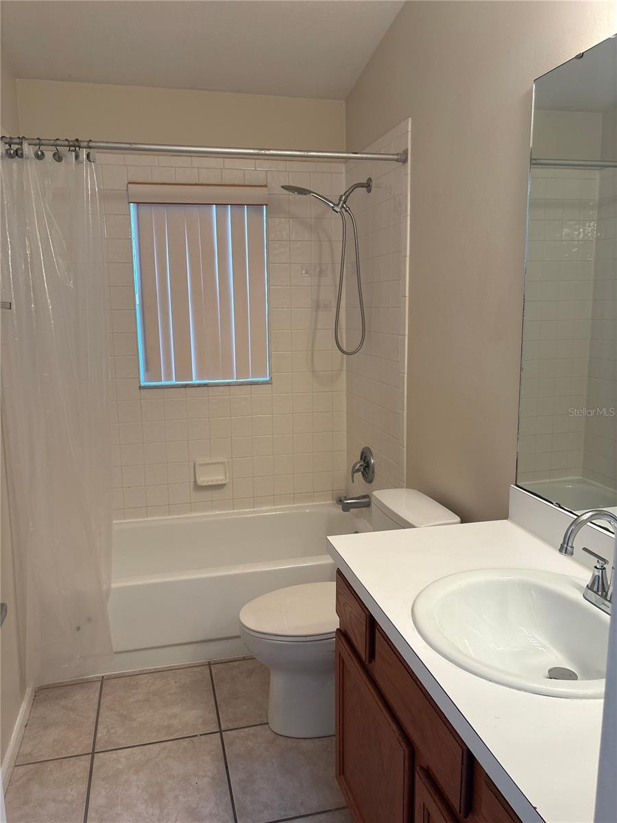 HUNTERS CREEK TR 140 PH 03 - Residential Lease
