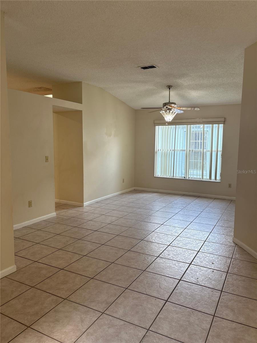 HUNTERS CREEK TR 140 PH 03 - Residential Lease
