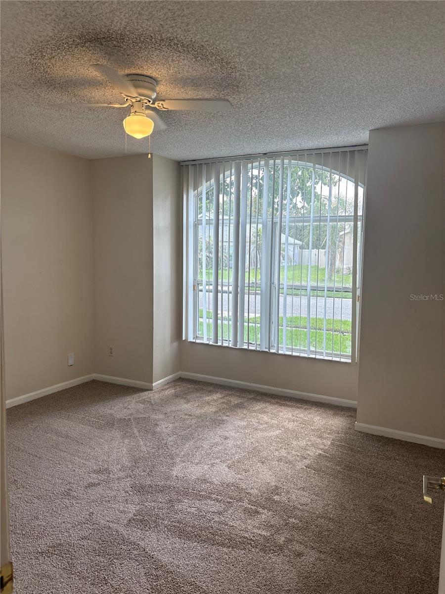 HUNTERS CREEK TR 140 PH 03 - Residential Lease