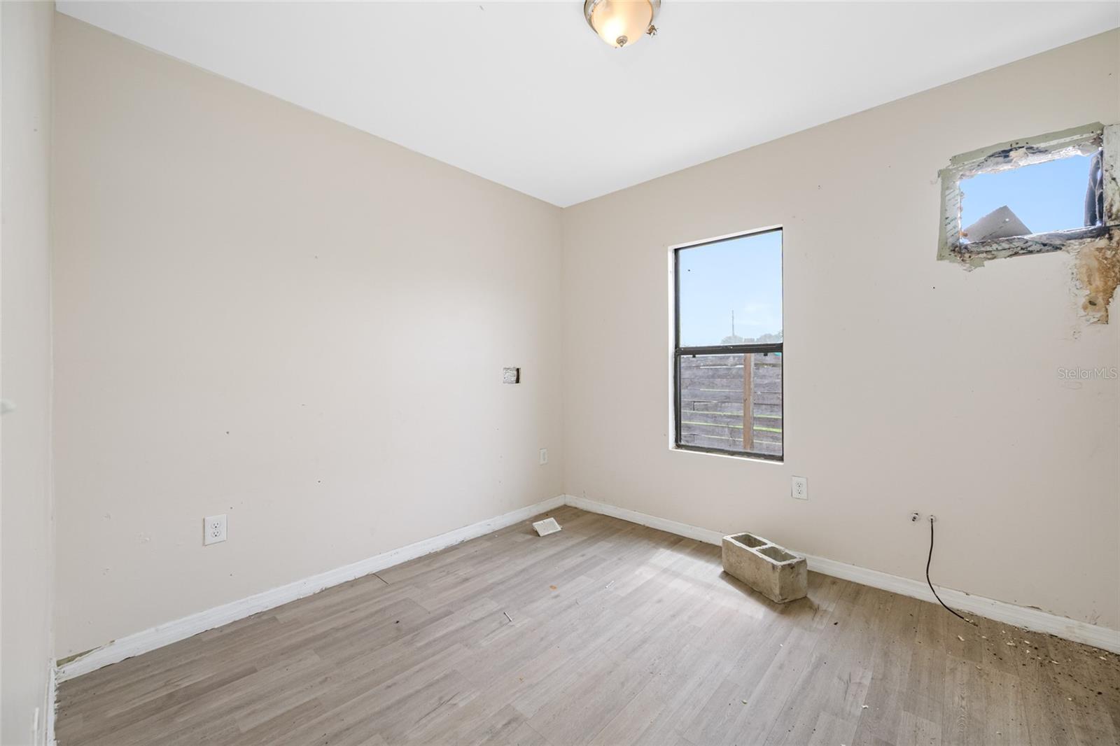 UNPLATTED - Residential