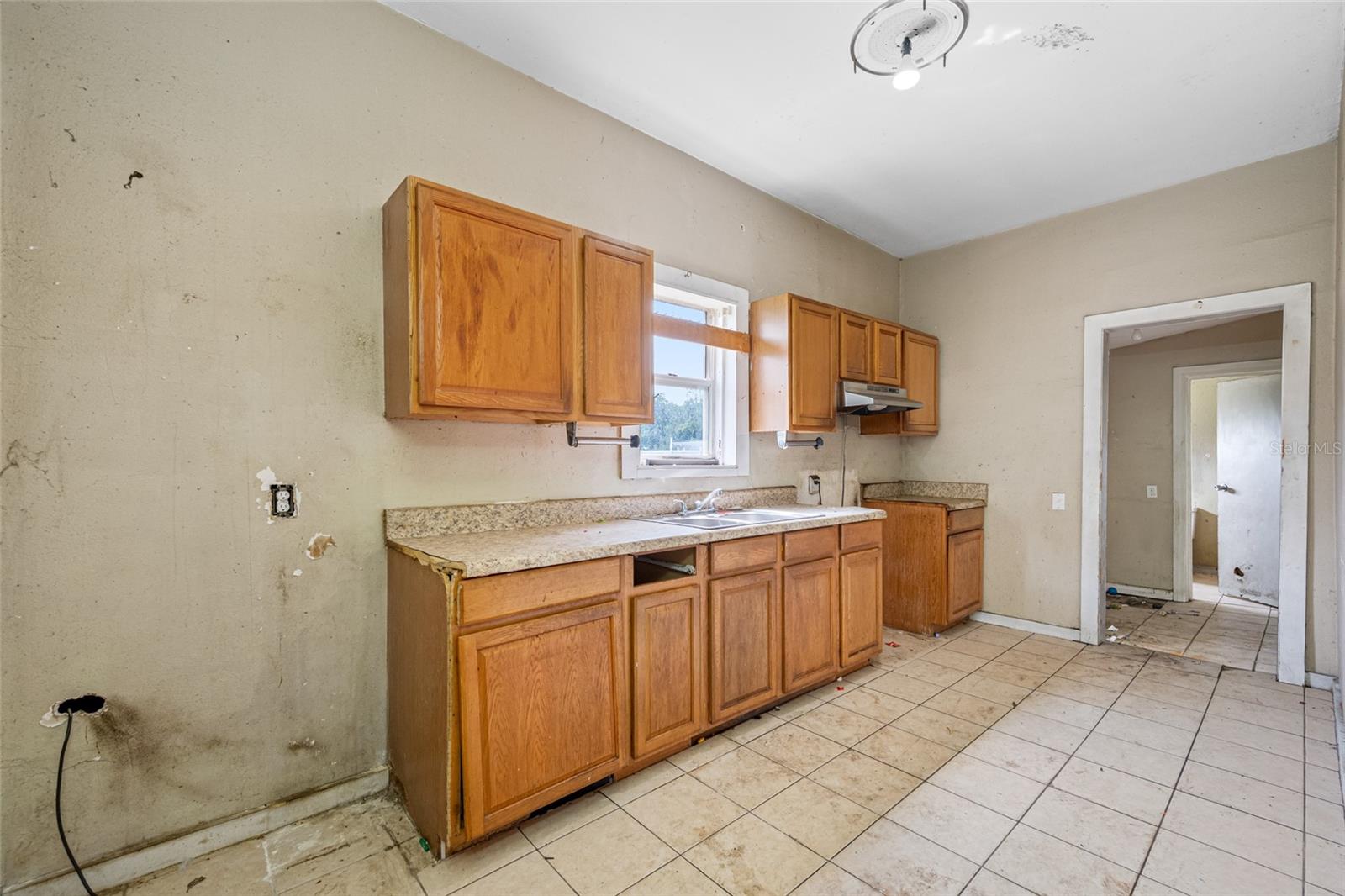 UNPLATTED - Residential