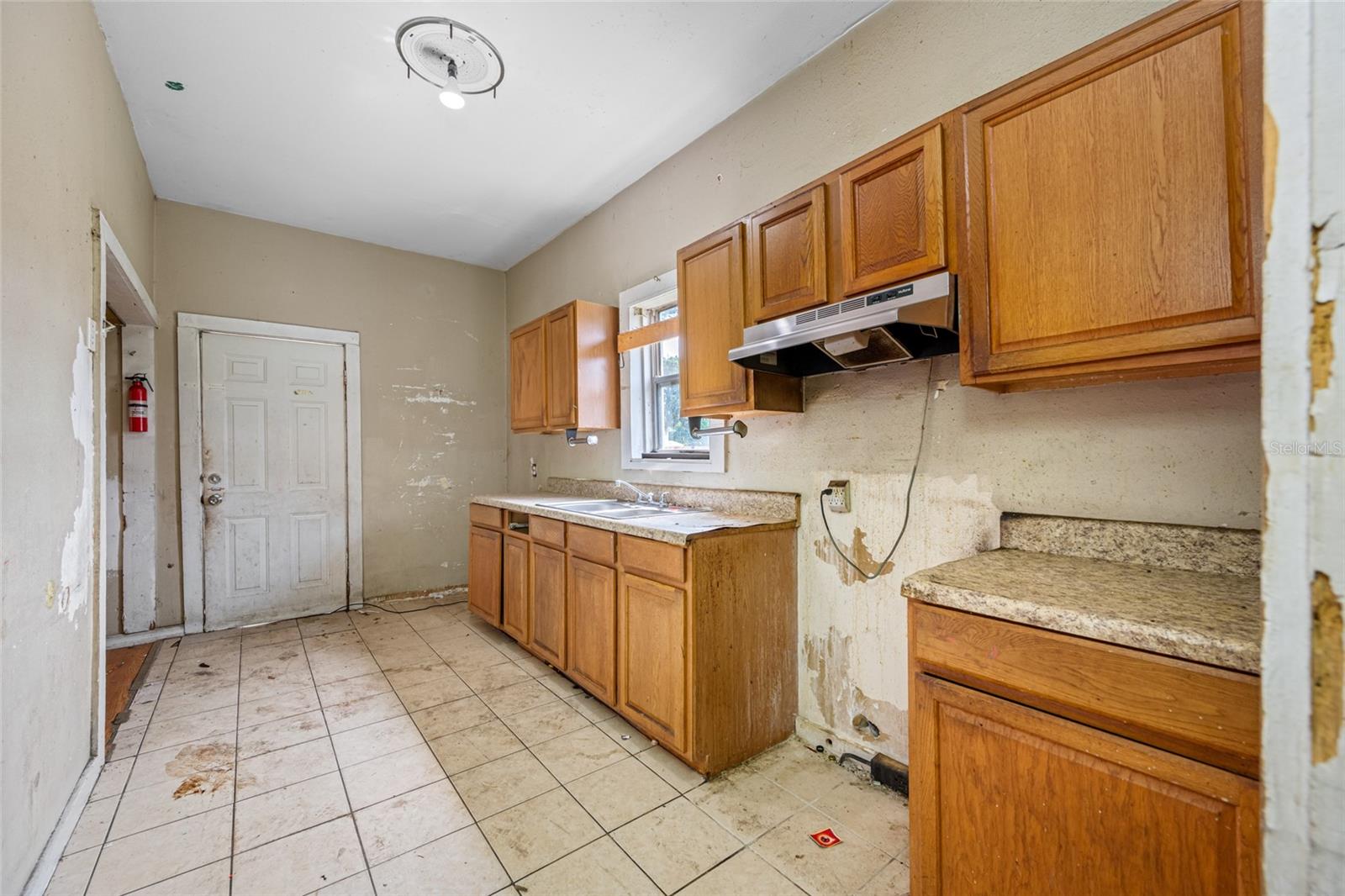 UNPLATTED - Residential