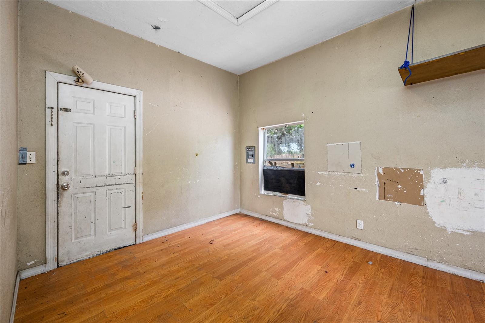 UNPLATTED - Residential