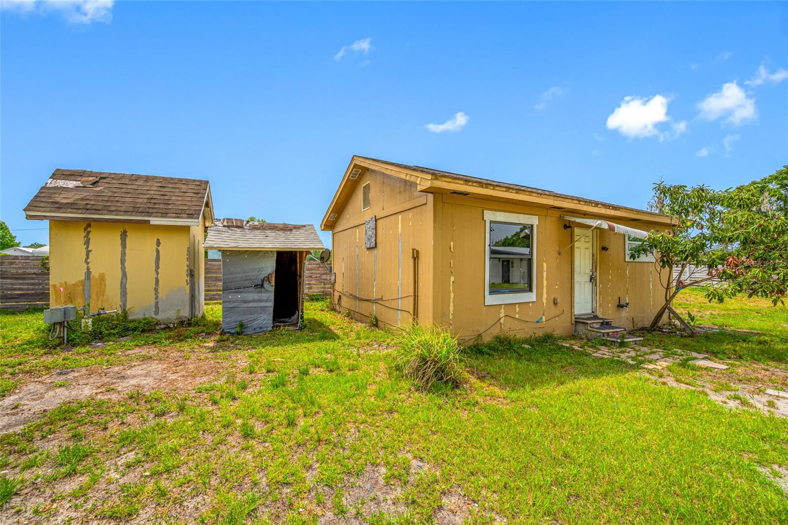 UNPLATTED - Residential