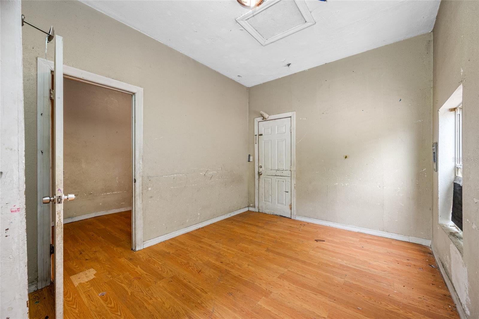 UNPLATTED - Residential