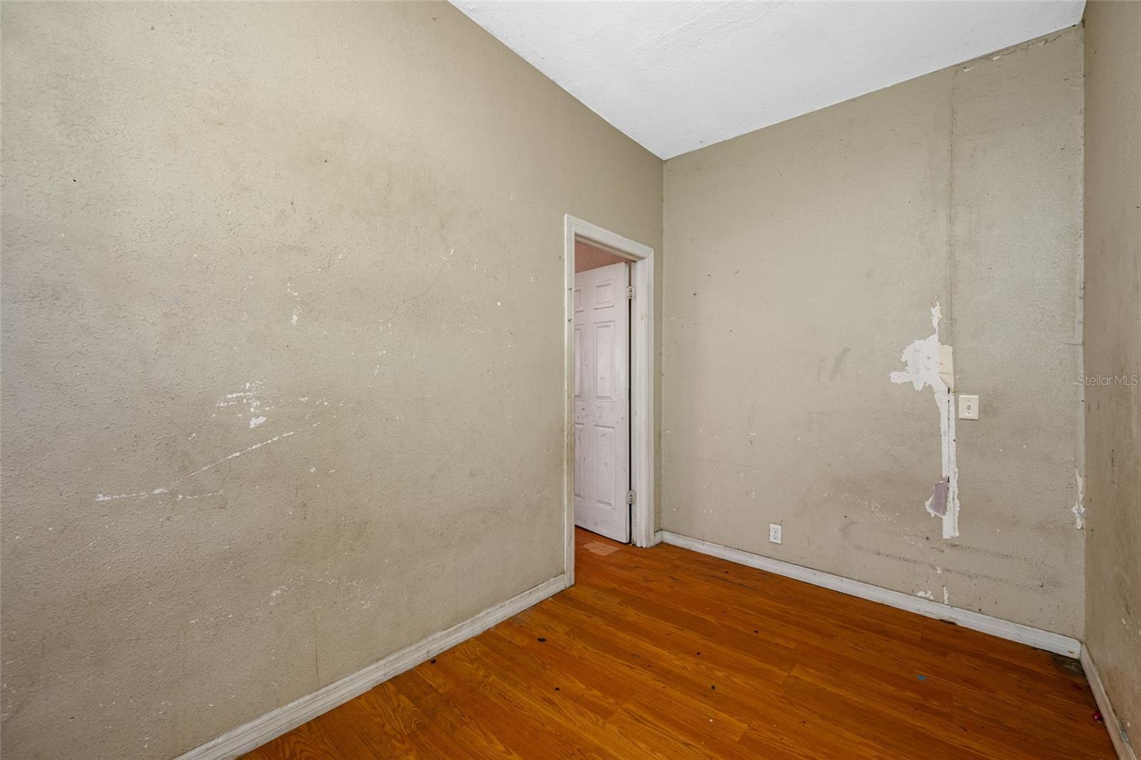 UNPLATTED - Residential