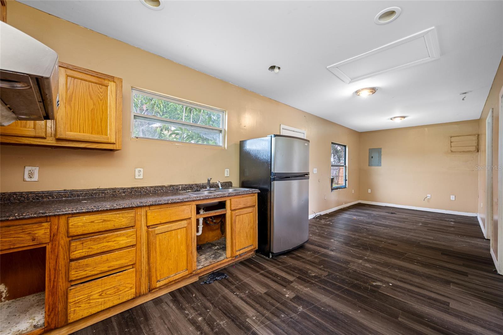 UNPLATTED - Residential
